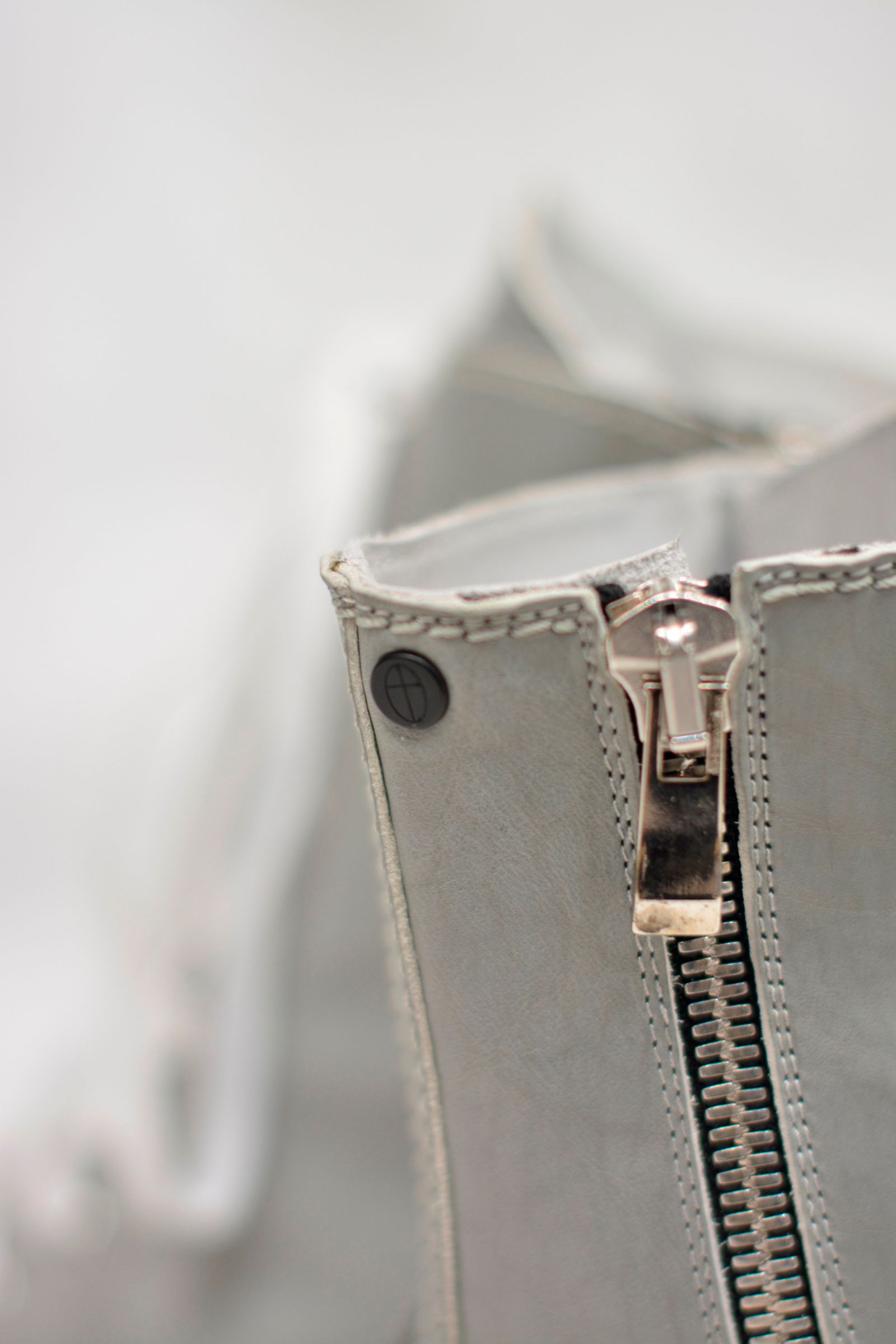 【chord 別注アイテム】 CALF LEATHER EXTRA HI CUT SNEAKER SPAIRAL ZIP LINED