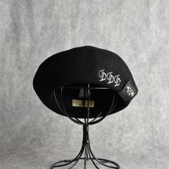 × THE H.W.DOG&CO. EMBROIDERY WOOL BERET (BLACK) / ザ エイチダブリュウ ドッグアンドコー ウール ベレー帽