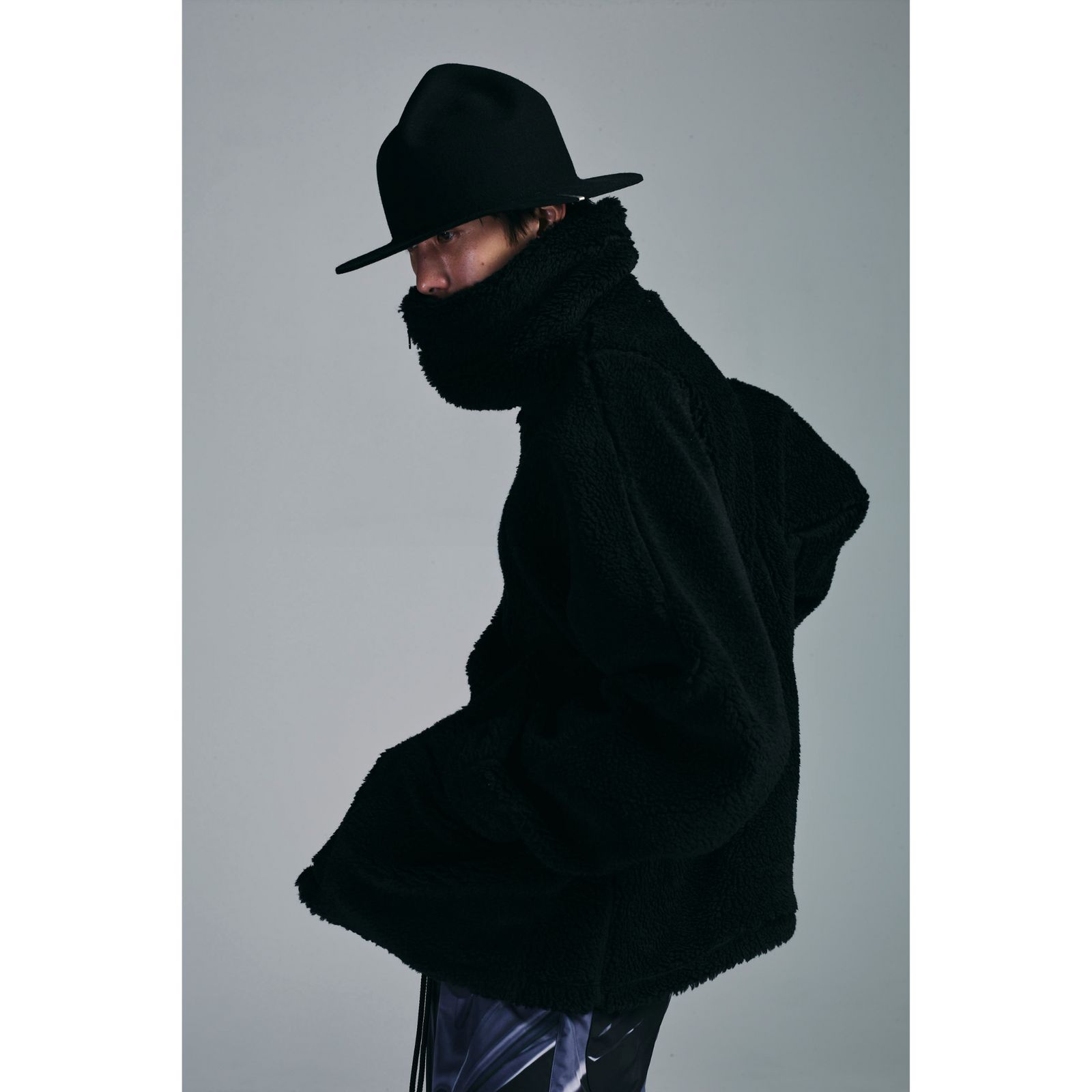 massive super high neck (BLACK)