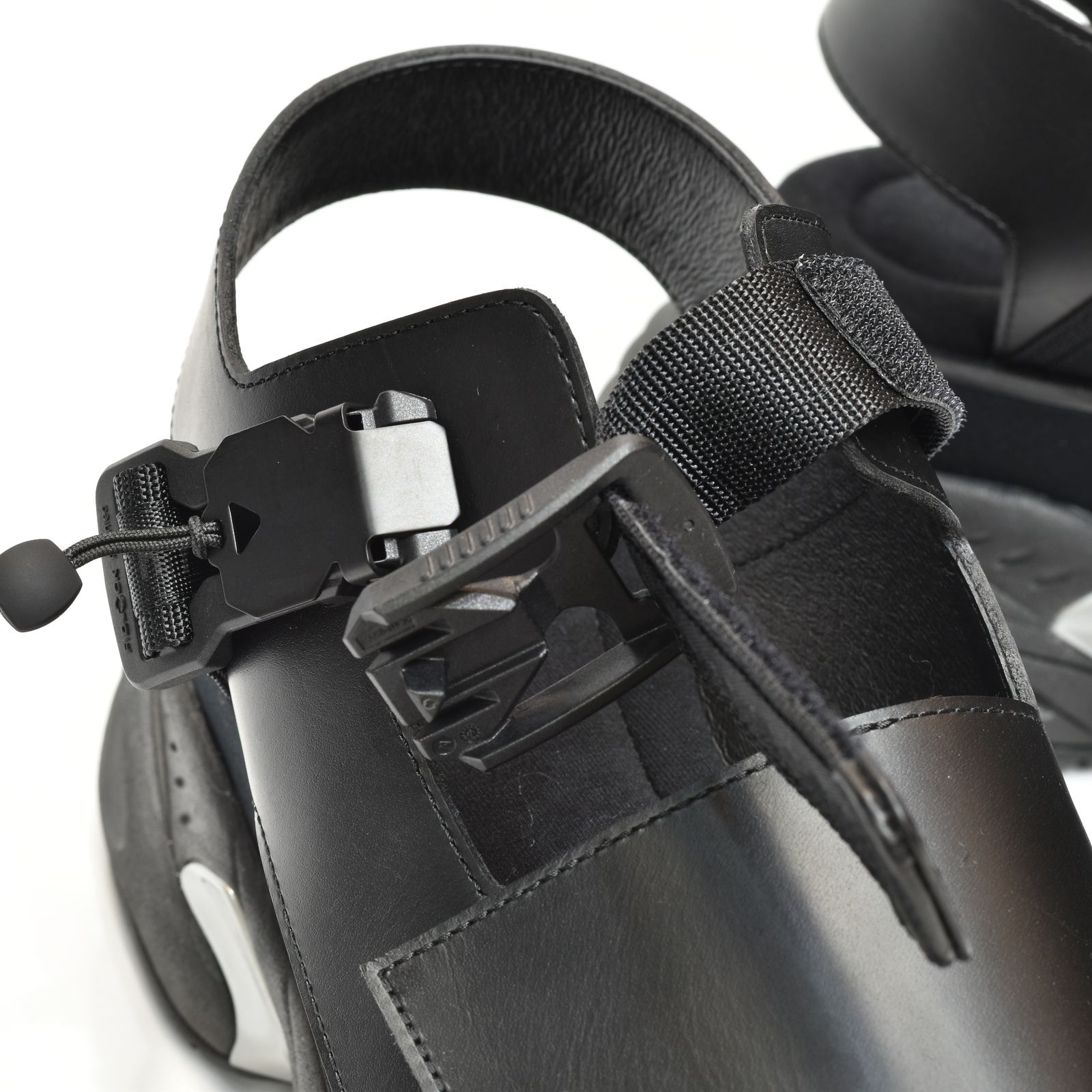 マグネットバックルシューサンダル / LB22SS-SHOES01 (BLACK)