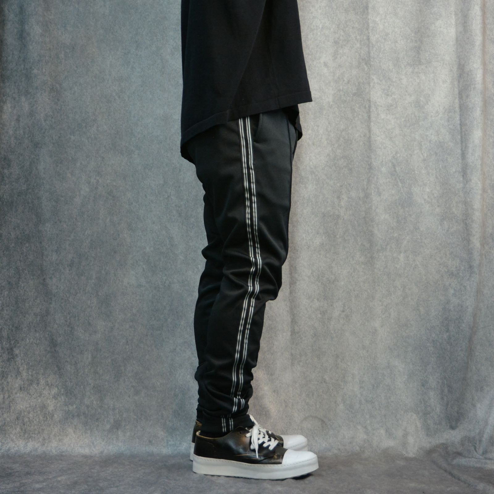 ポリエステル スキニージャージーパンツ （BLACK）