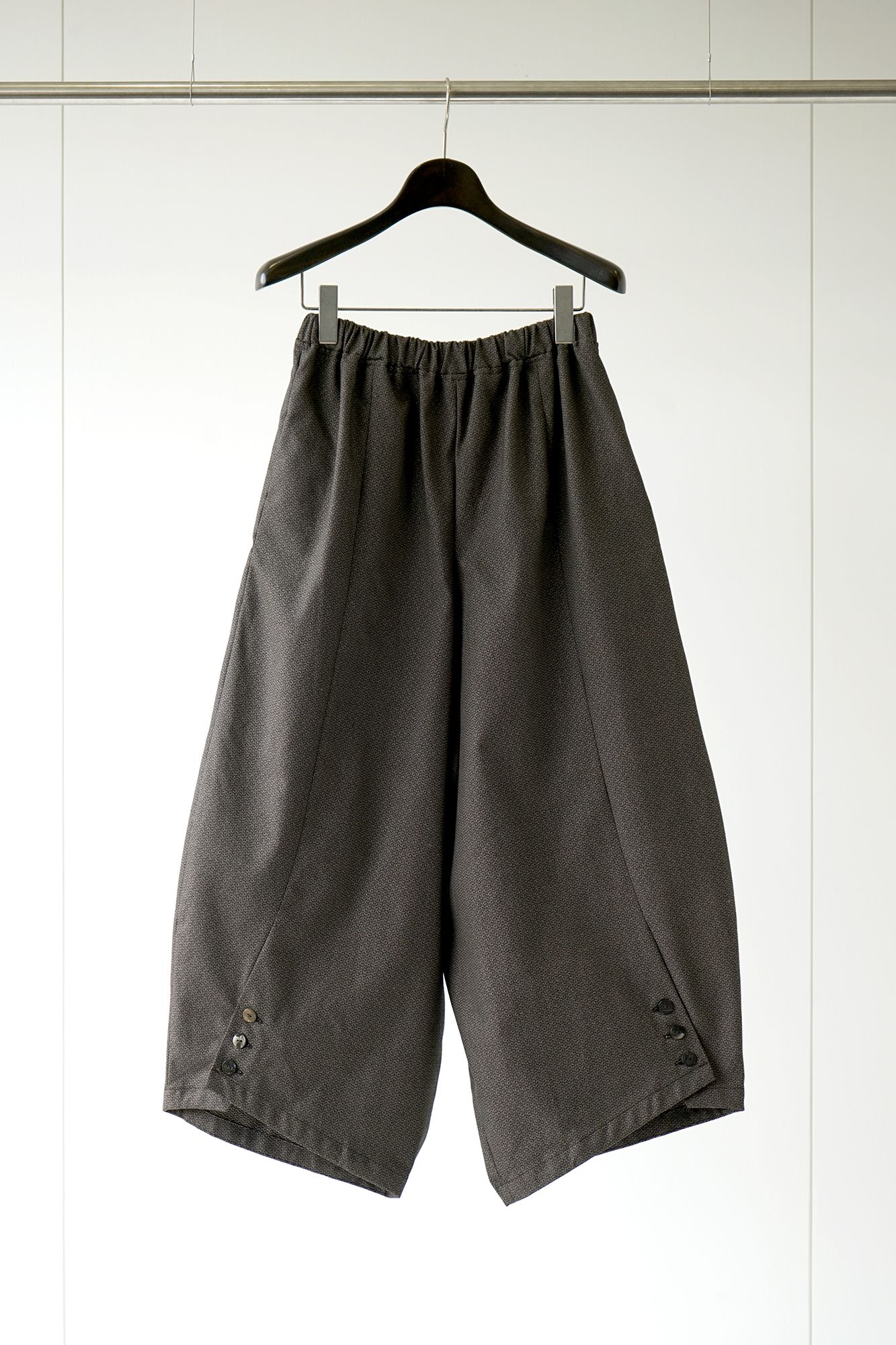 kujaku - hozuki pants (gray) | chord online store