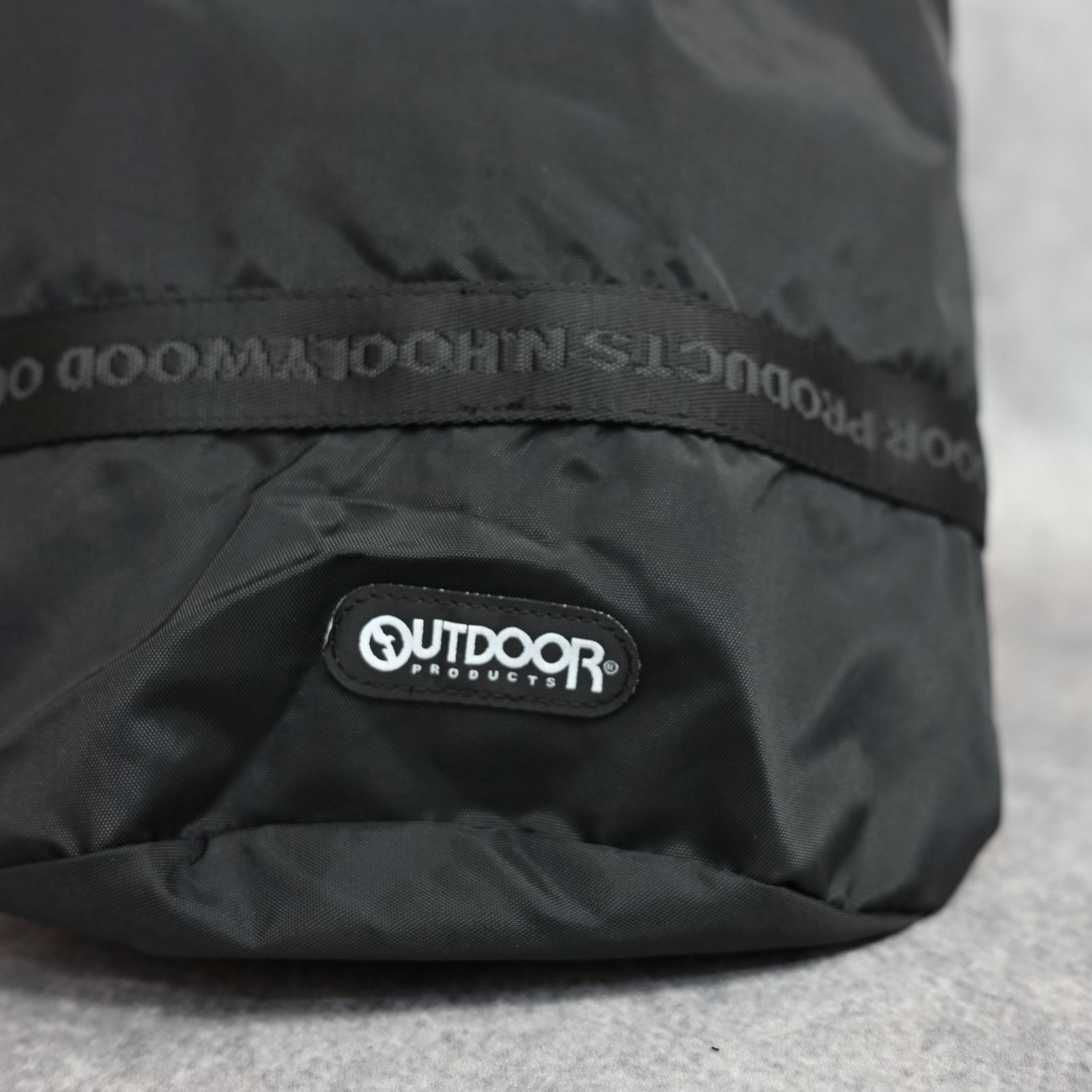 × OUTDOOR PRODUCTS BARREL BAG （BLACK）｜2252-AC05