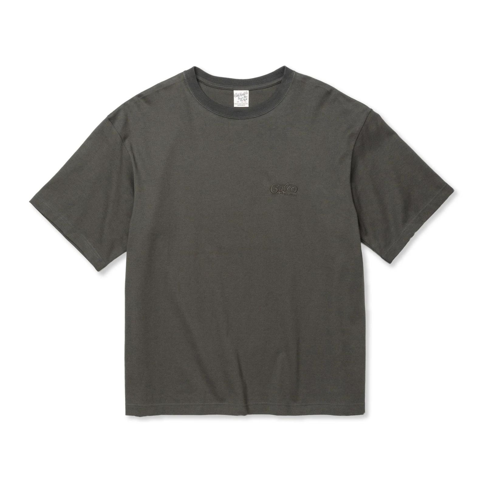 EMBROIDERY DROP SHOULDER S/S TEE (CHARCOAL) / 胸ロゴ刺繍 ドロップショルダー 半袖 Tシャツ