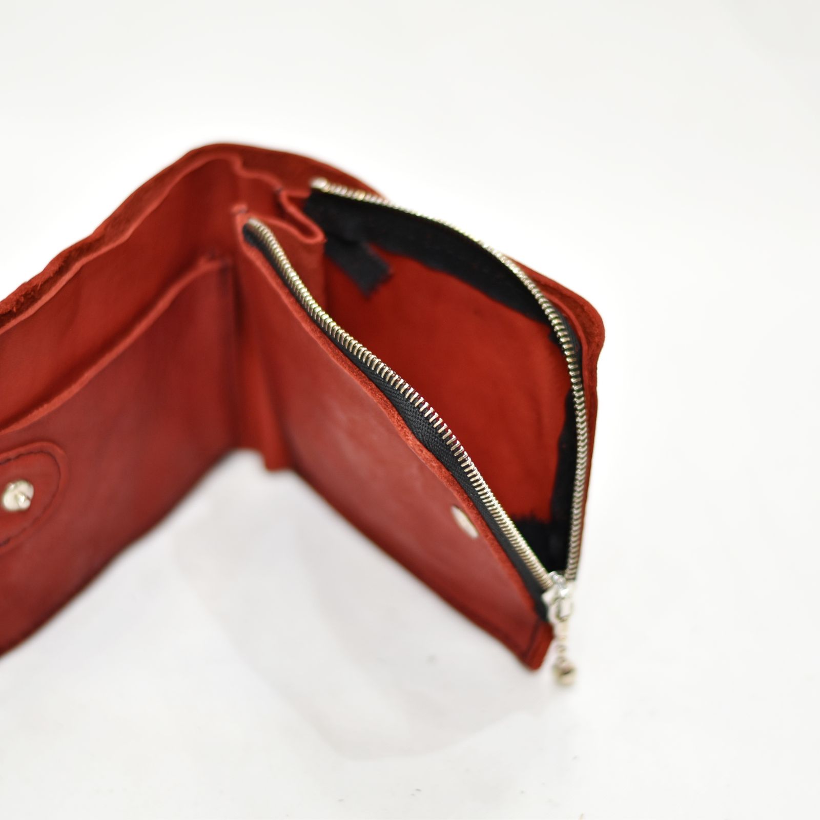 ダブルショルダー製品染め 二つ折りウォレット （RED）