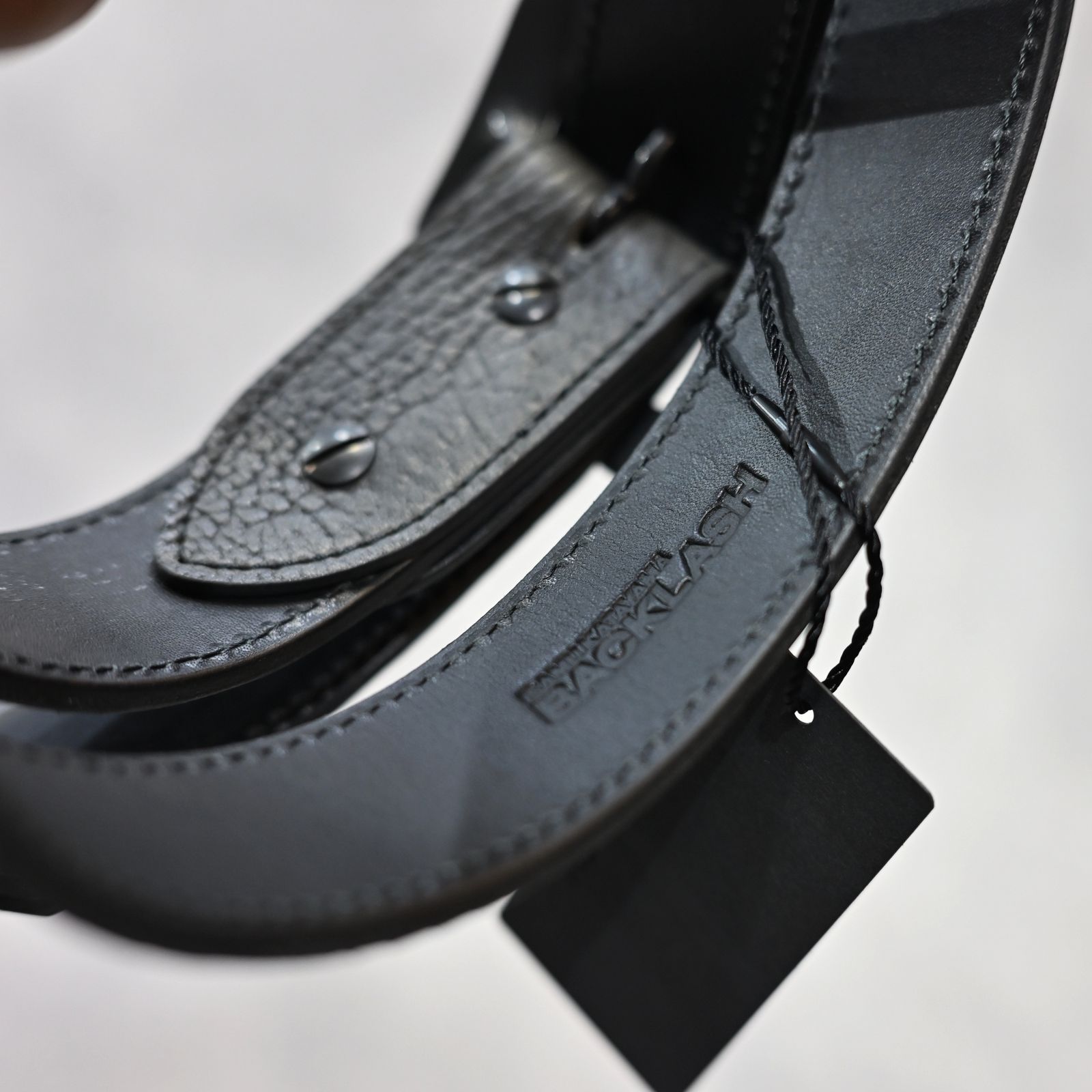 MARYAM "ホースバットヒートシュリンク 35mmベルト （CHARCOAL GRAY / チャコールグレー） 891-05
