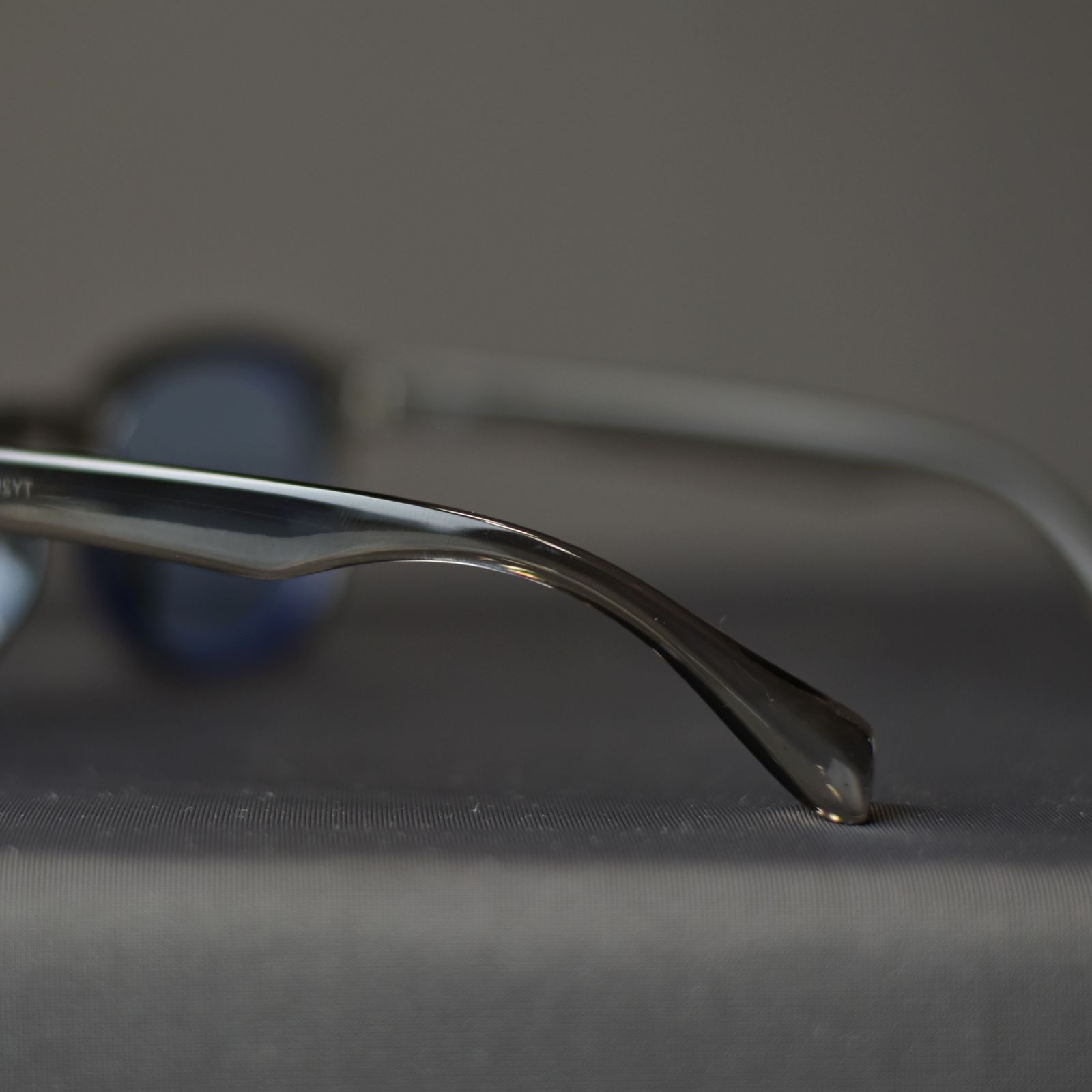 CUTRATE LOGO GLASSES (CLEAR GRAY × BLUE) / カットレイト ロゴ グラシズ