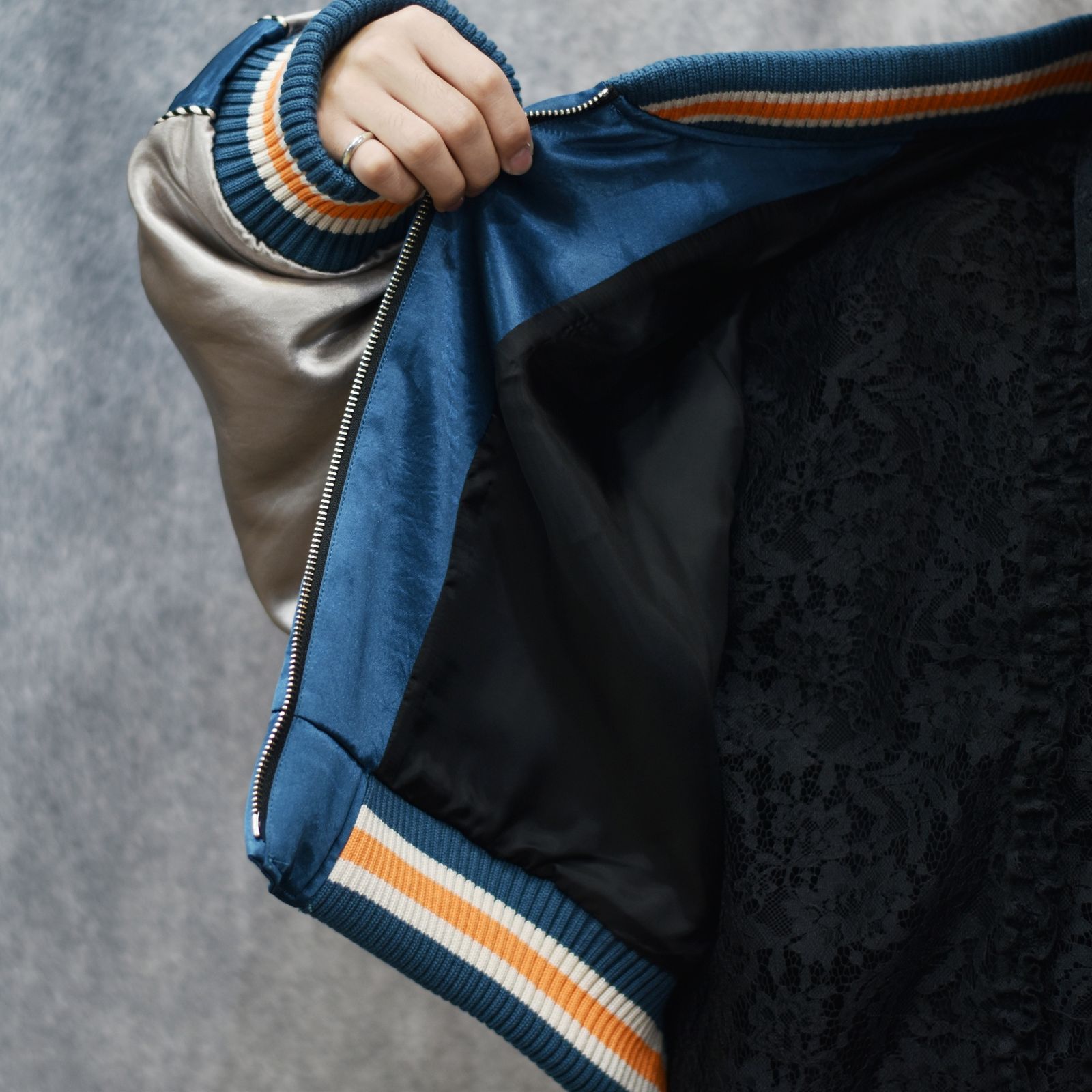 CROPPED YAMA KING EMBROIDERED SOUVENIR JKT (BLUE)｜閻魔大王 スーベニアジャケット・スカジャン ショート丈・短丈｜PD25AW02