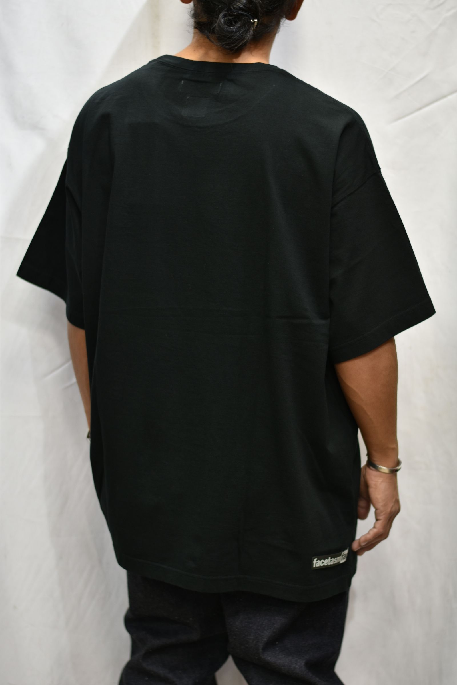 SOCCER LOGO BIG TEE (BLACK)
