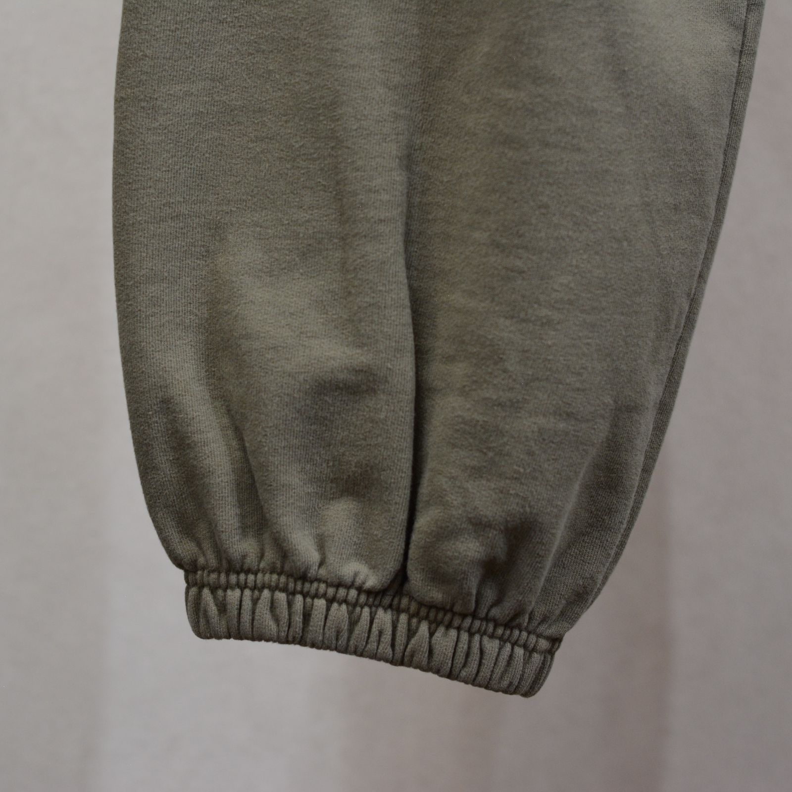 SWEAT CARGO PANTS (OLIVE) スウェット カーゴパンツ