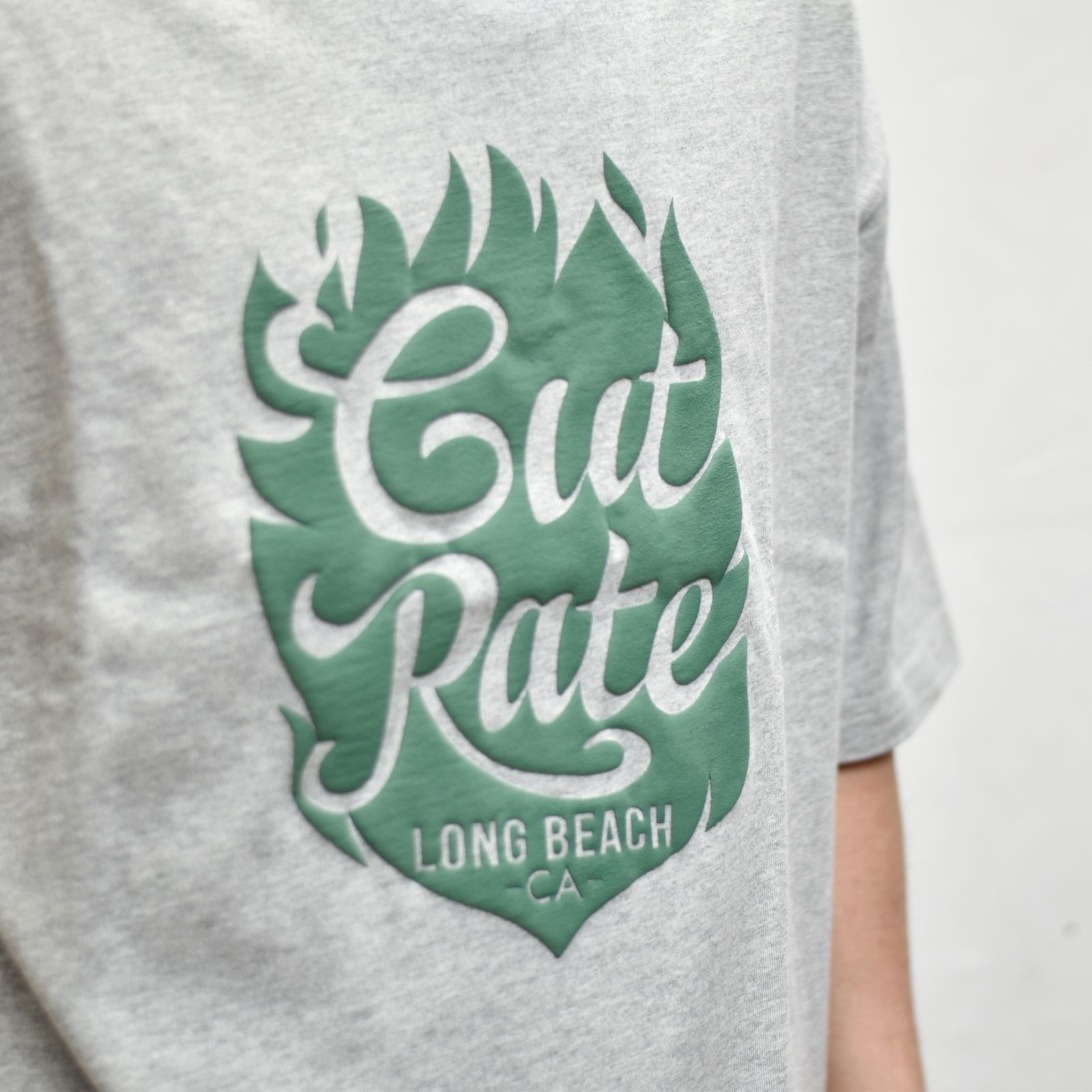 CUTRATE FLAME FLOCKY LOGO DROPSHOULDER S/S -T-SHIRT (MIX GRAY)