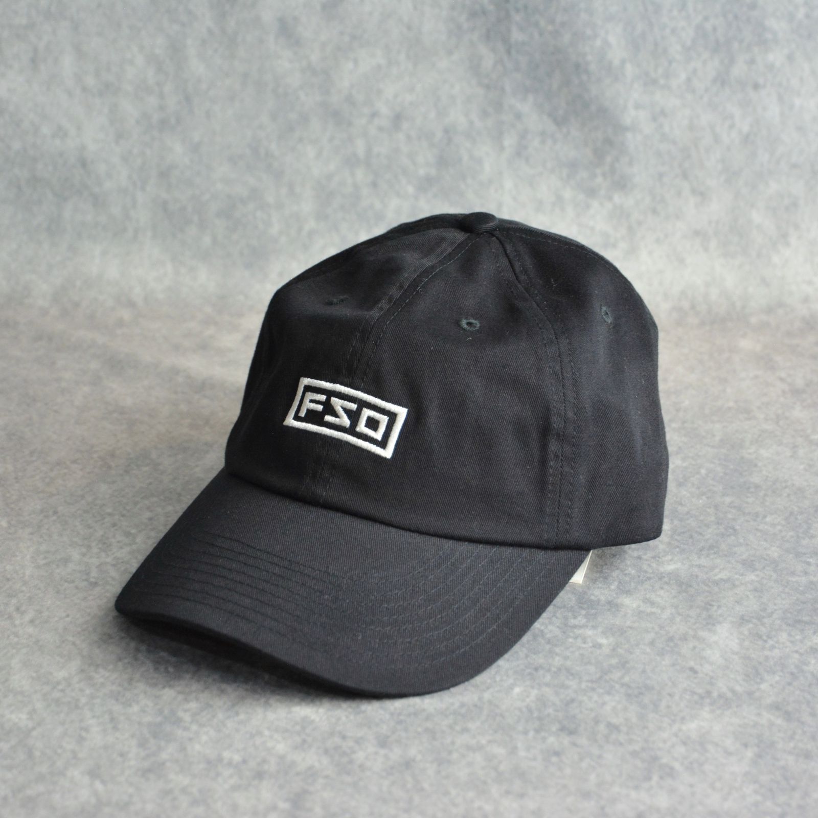 BOX LOGO CAP (BLACK） / ボックスロゴ キャップ （ブラック）
