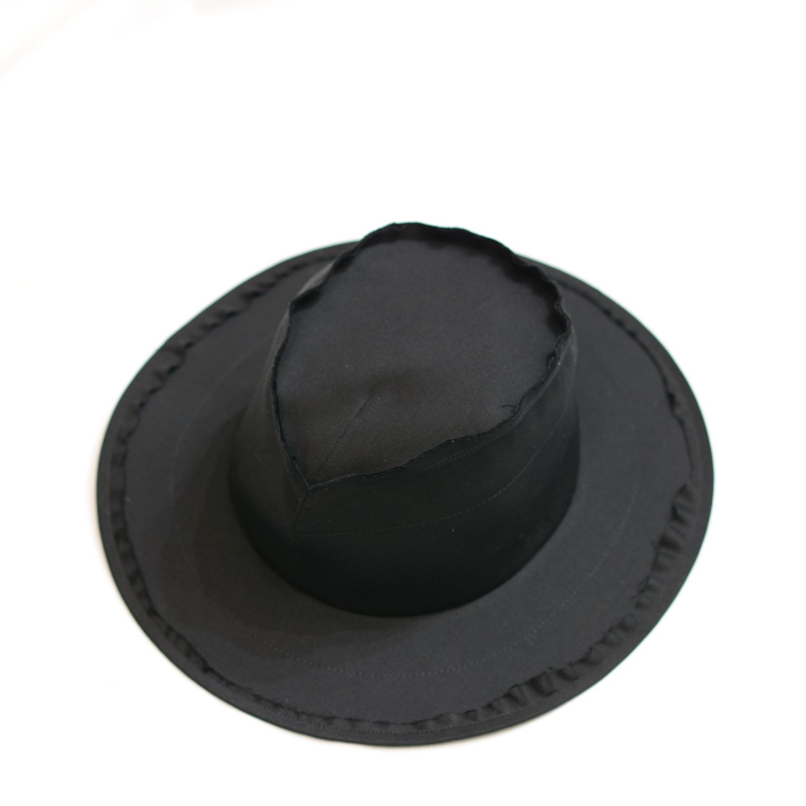 Ishica  Hat