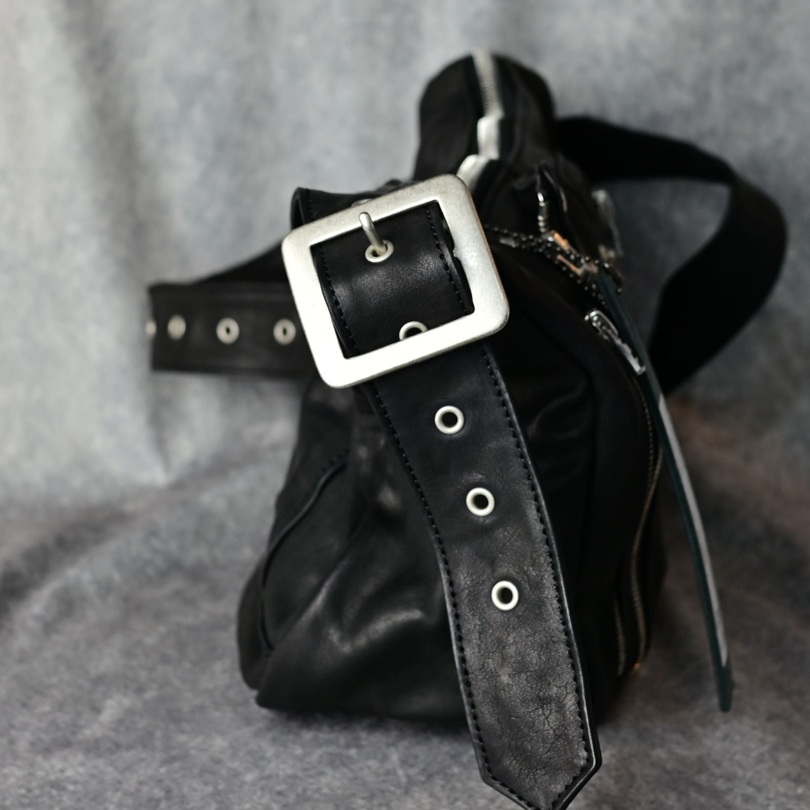 ジャパン カーフ タンニン鞣し 製品洗い加工 ショルダーバッグ (BLACK / ブラック) / 254-04