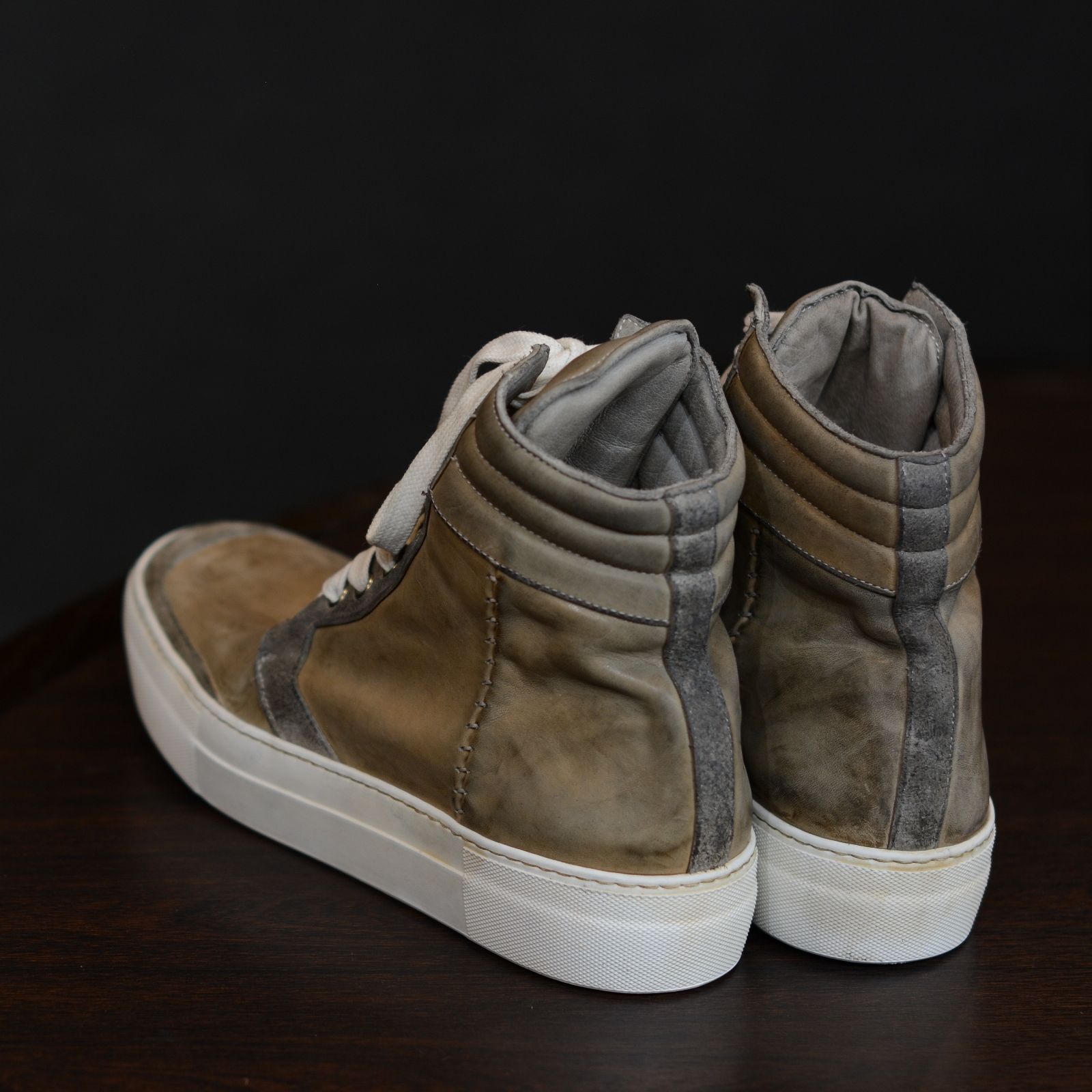 HORSE LEATHER HI CUT BB-1 LINED HI RUBBER SOLES PIECE DYED