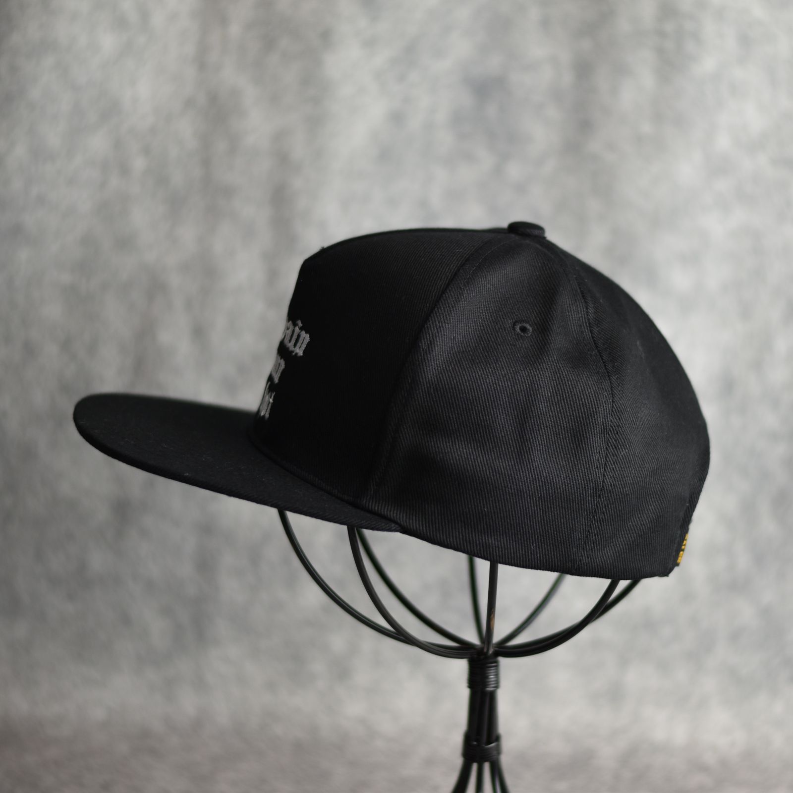 "S.V.D.S.H" TWILL CAP (BLACK) / ツイル ベースボールキャップ
