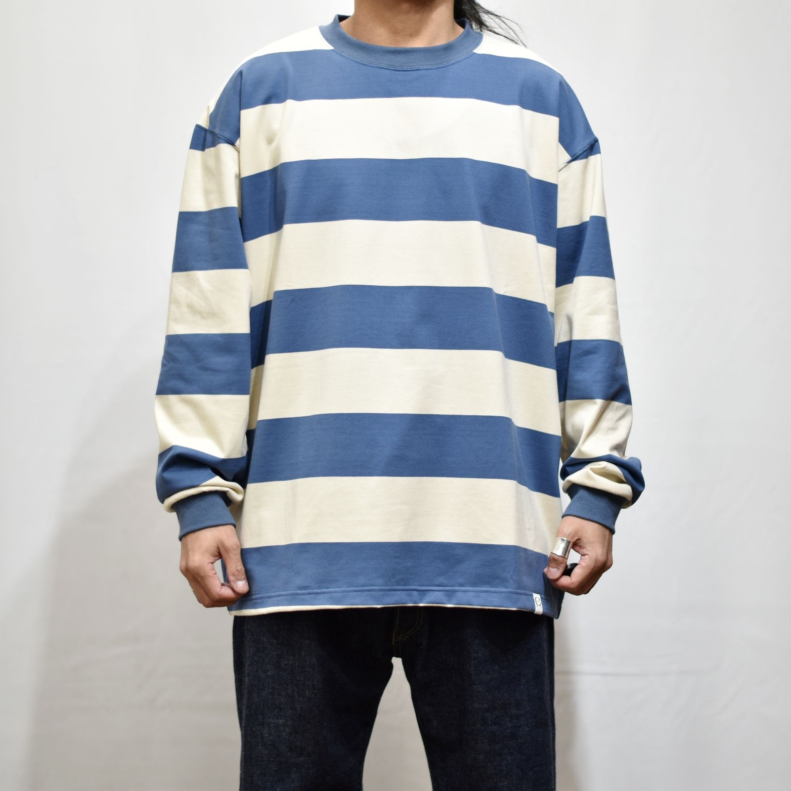 DROP SHOULDER WIDE PITCH L/S T‐SHIRT (WHITE/BLUE)