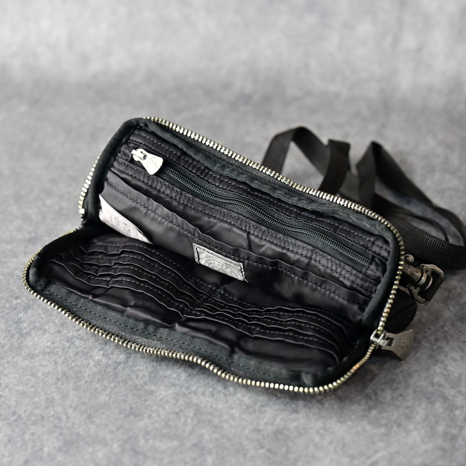 SUPER NYLON WALLET POUCH (BLACK) | スーパーナイロン ポーチ （ブラック）