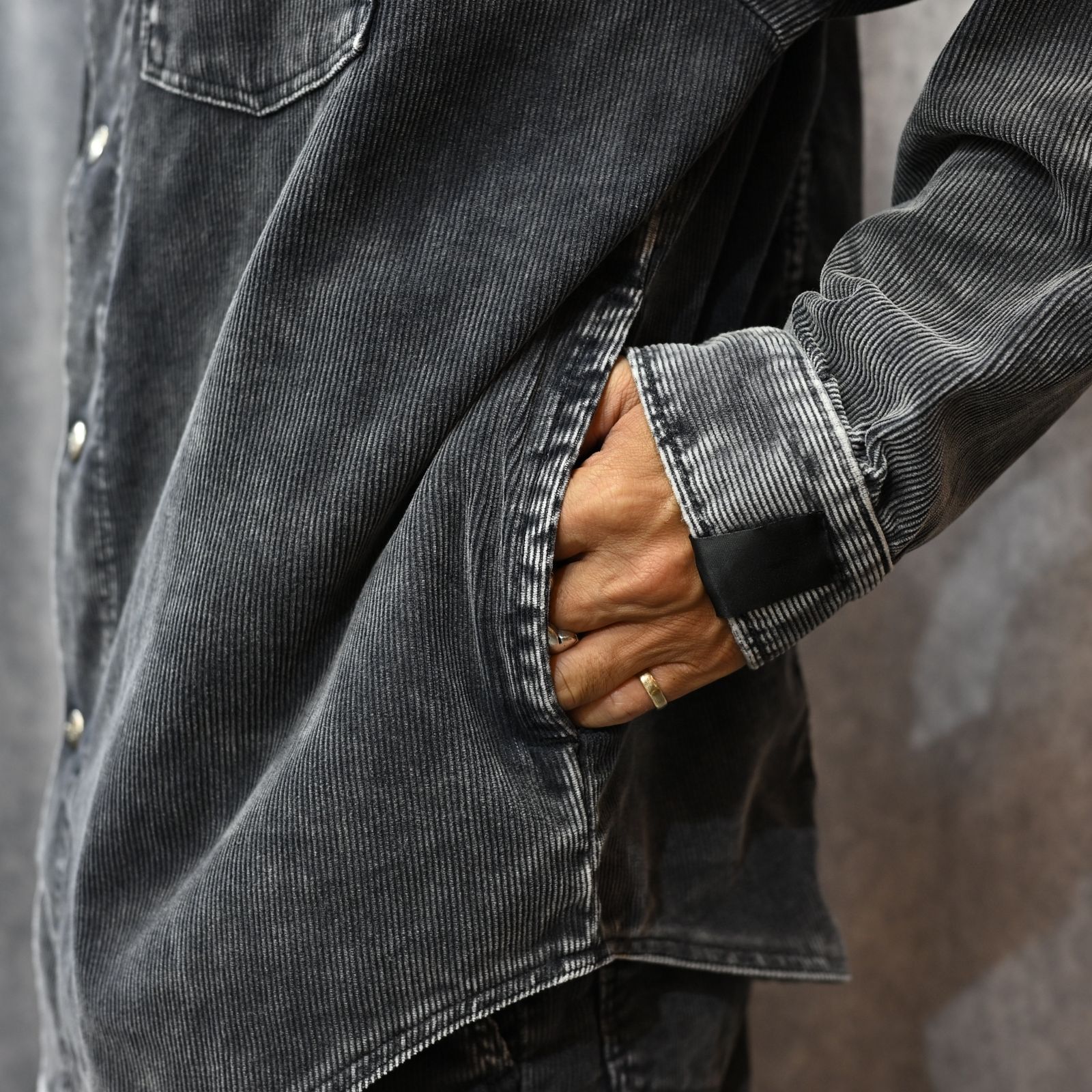 × Wrangler SHIRT （BLACK）｜× ラングラー コーデュロイシャツ｜6252-WR01