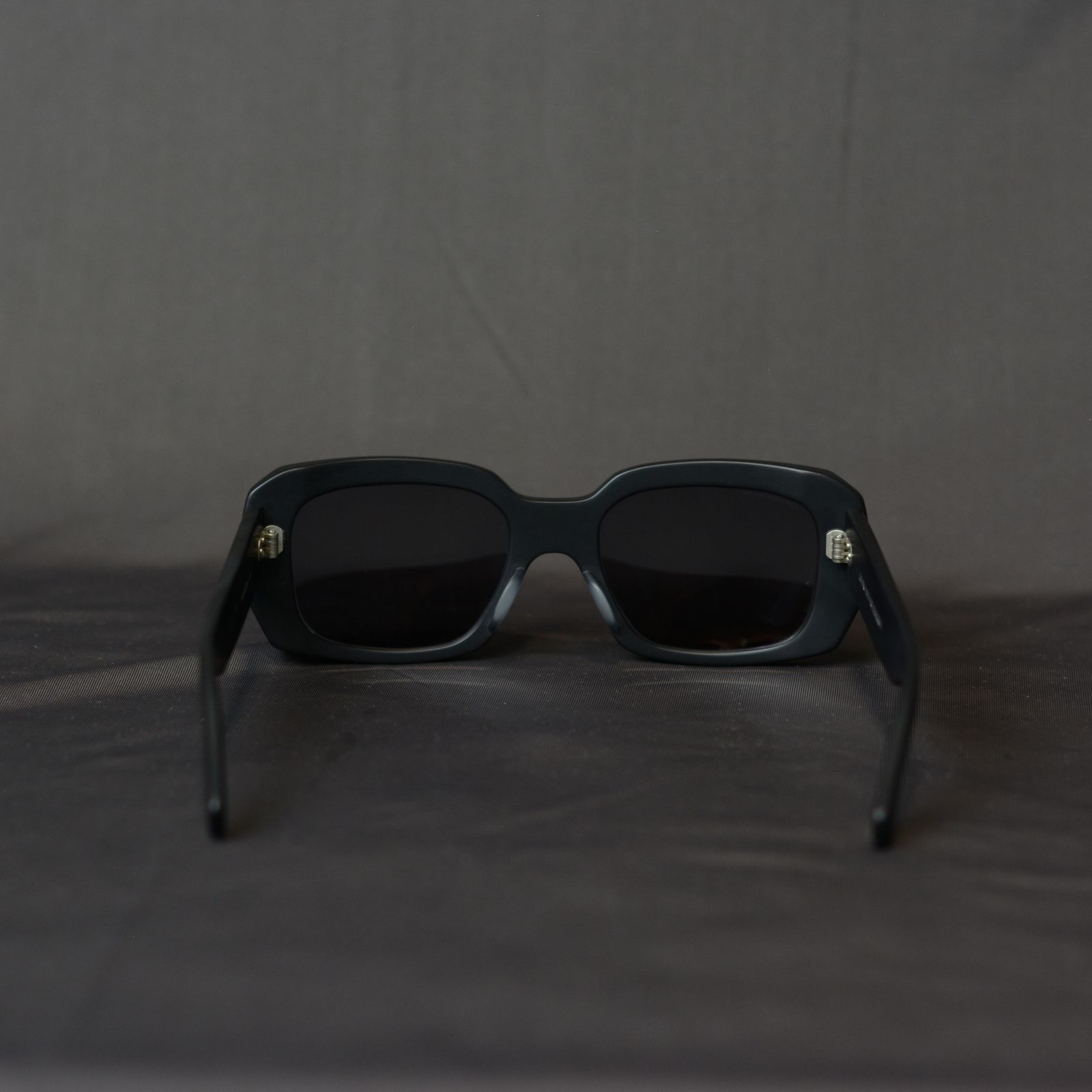 Television cut glasses