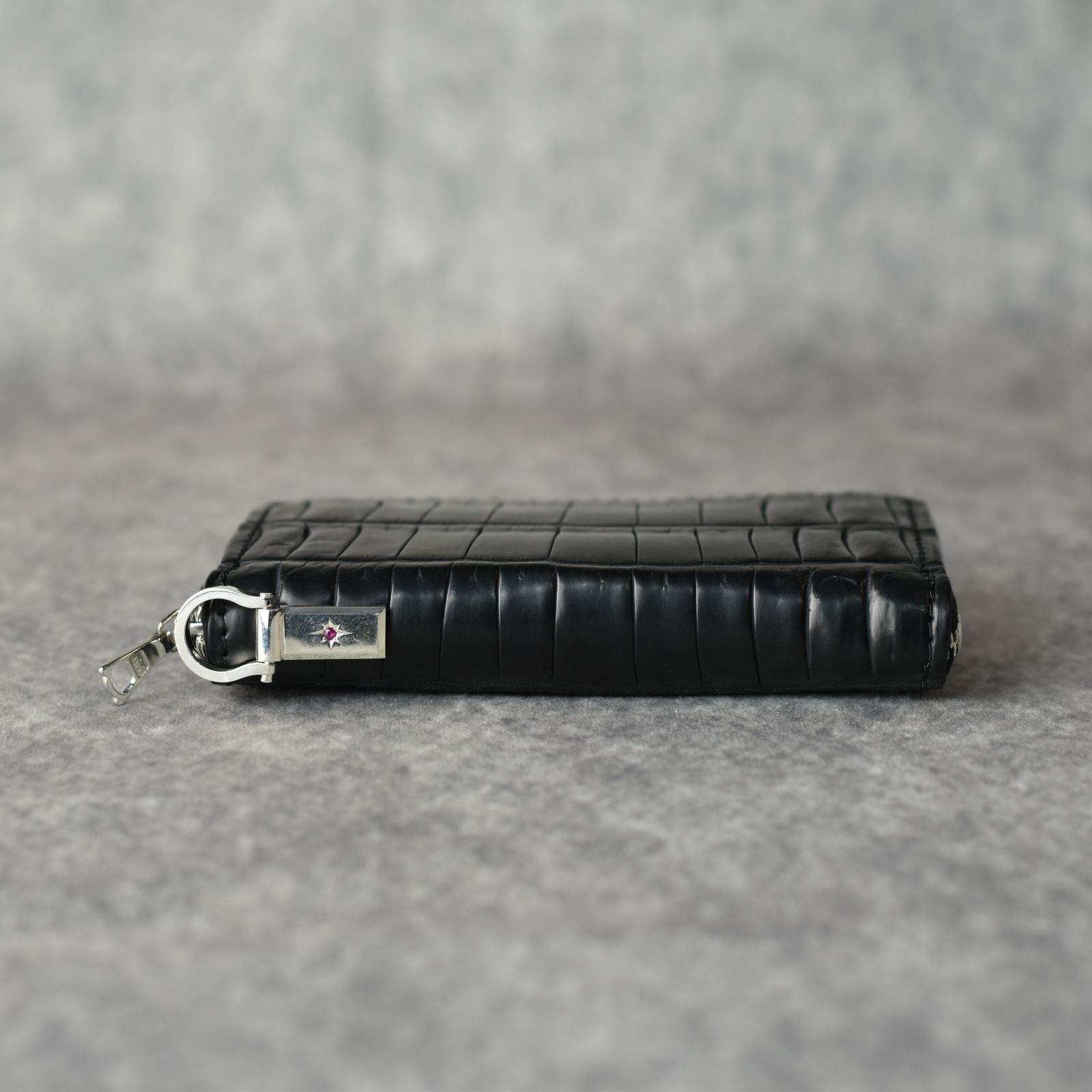 オイルクロコ+イタリアンバケッタ ミニラウンド財布 （BLACK / ブラック） 383-05