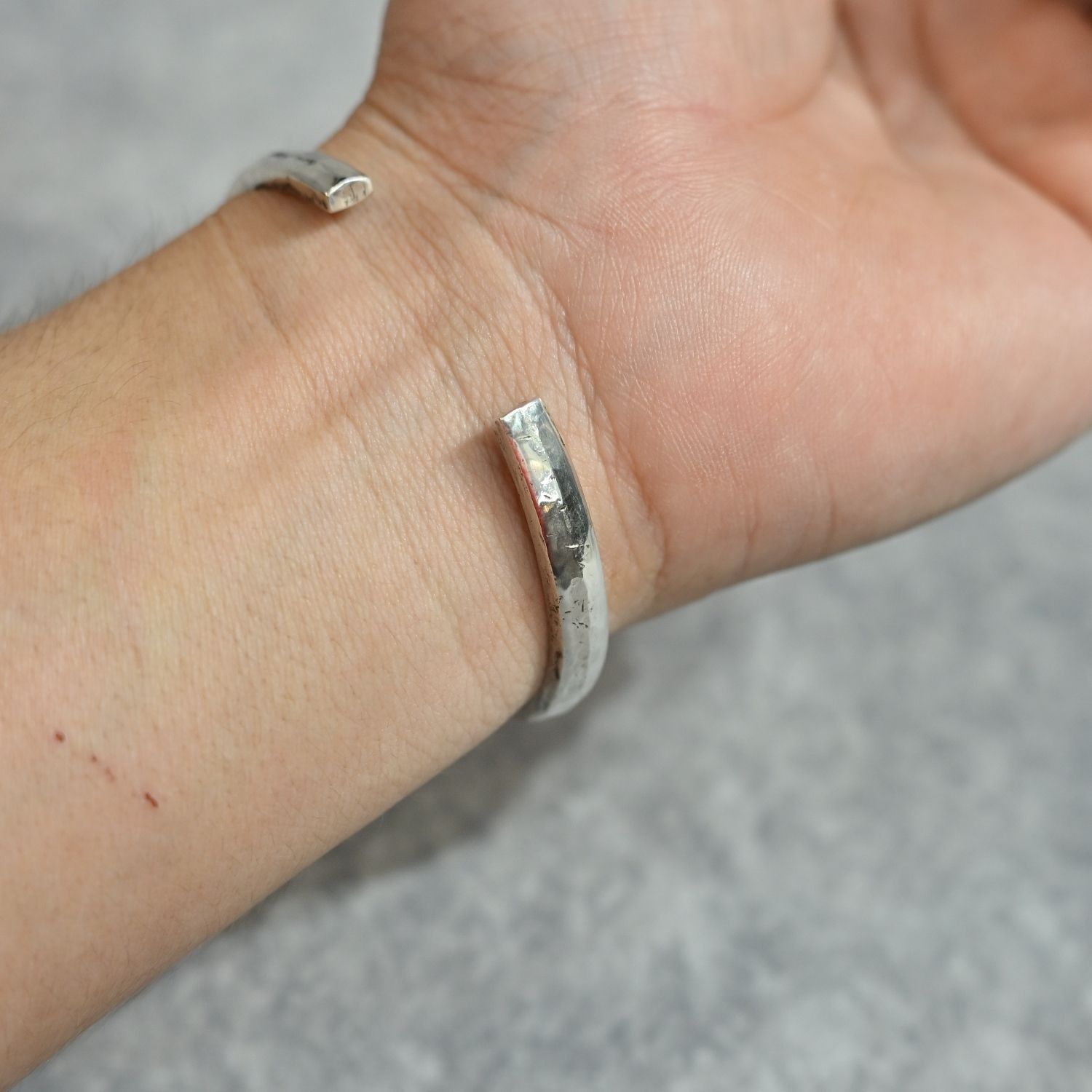 BRIGHT BANGLE NARROW｜ SILVERS 純銀