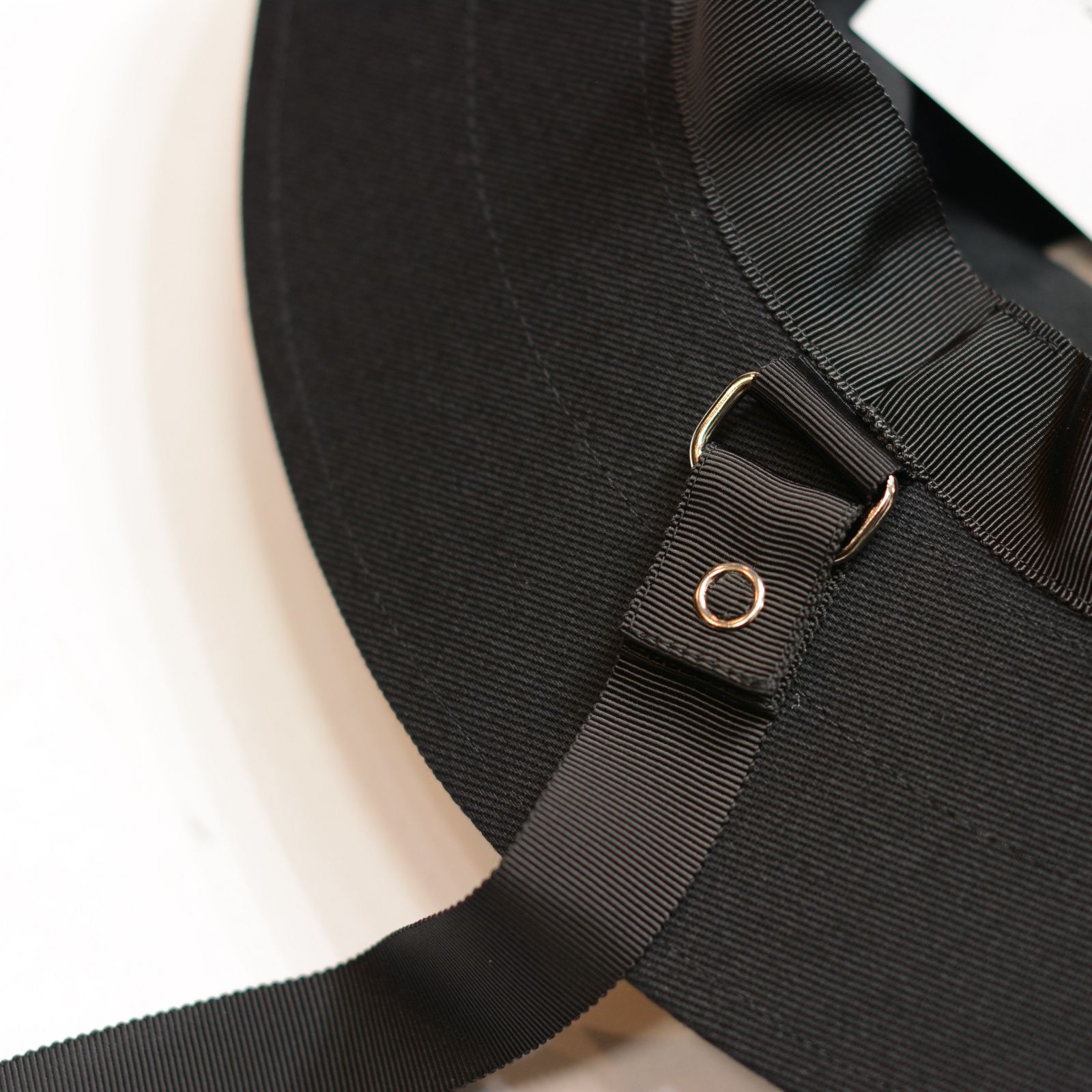 Ishica  Hat
