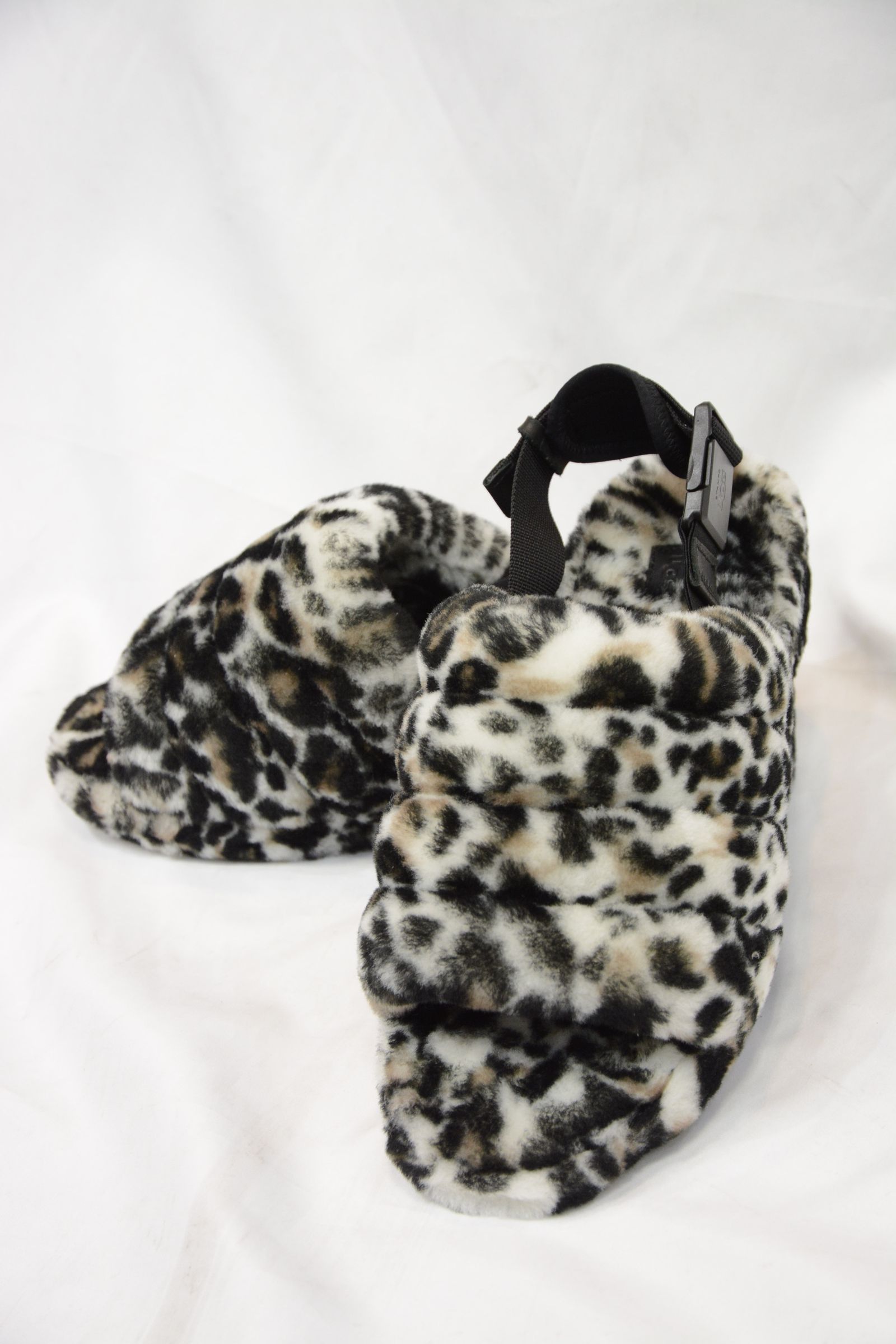 UGG x Stampd Fluff Slide