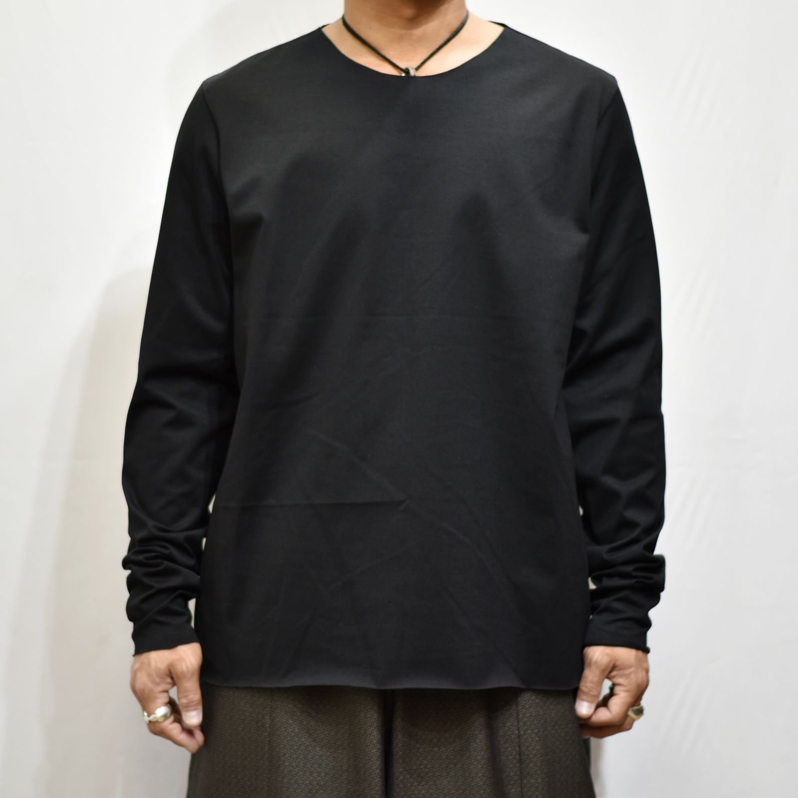 sumire pullover ver. long sleeve (black)