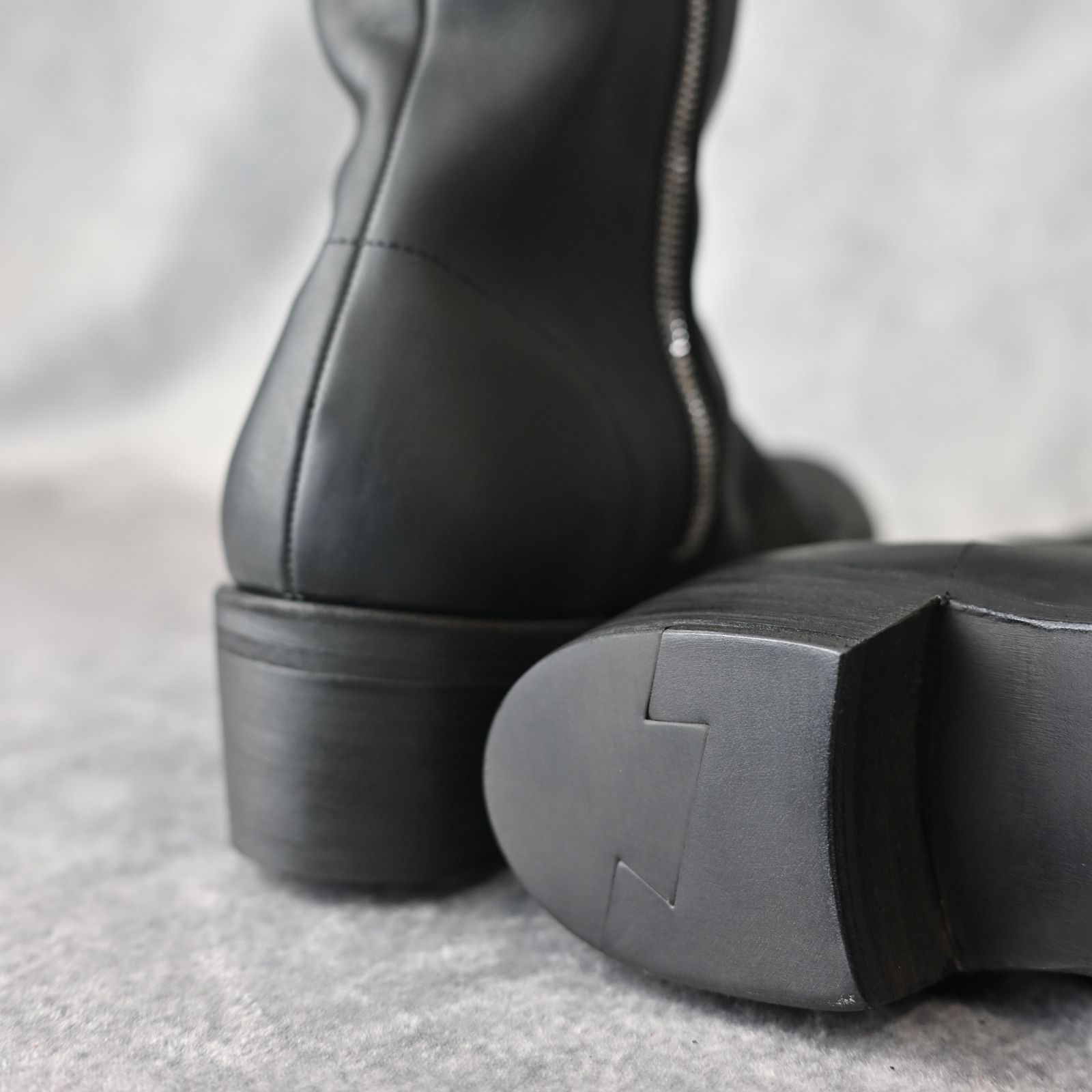 GUIDI オイルカーフ 製品シワ加工 / レザーソール （BLACK） 646-02
