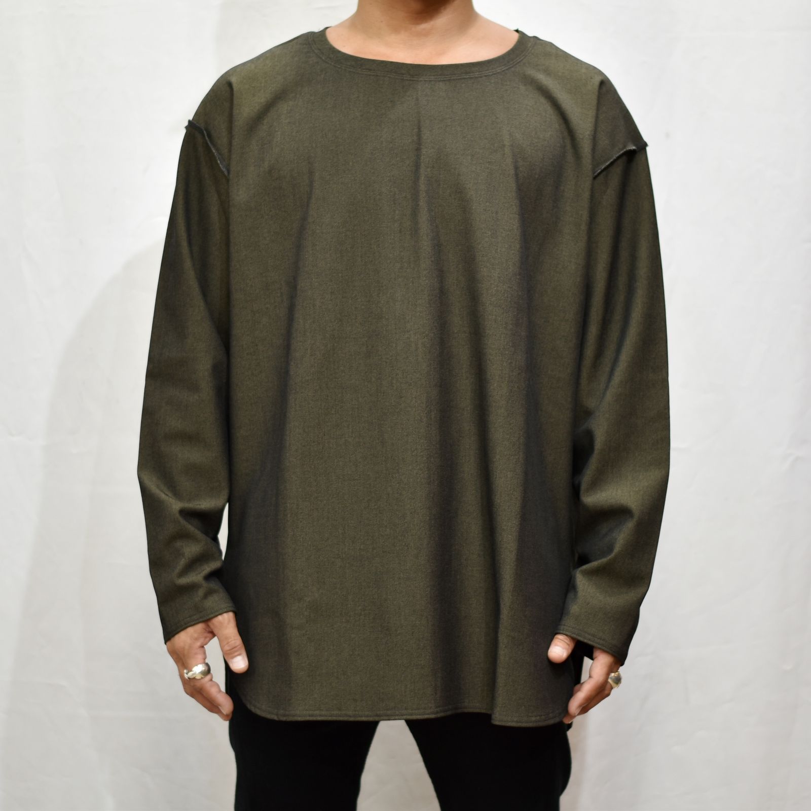 ポリエステルレーヨンアクリル ストレッチ カットソー （KHAKI）