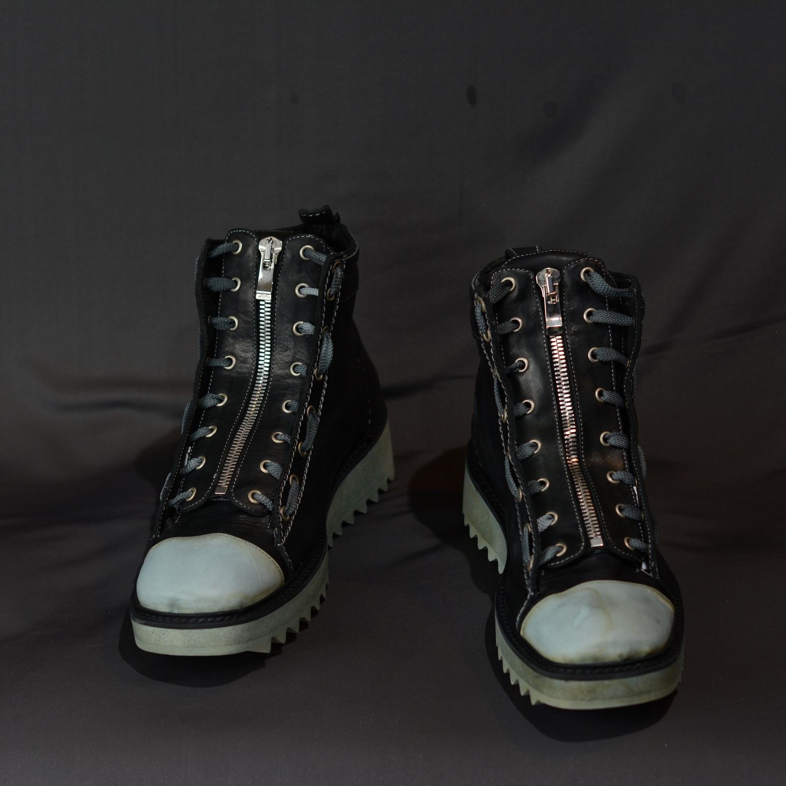 incarnation - HORSE LEATHER SNEAKER ZIP FRONT FZ-2 | chord