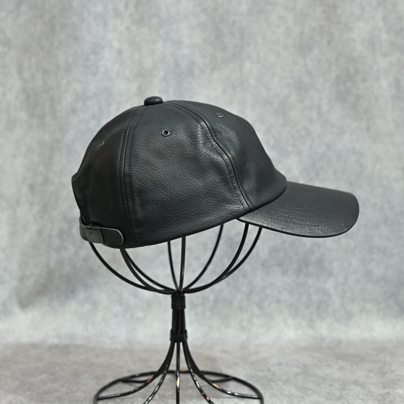 × ISAMU KATAYAMA BACKLASH｜B.B CAP （BLACK）｜ファニチャーレザー ベースボールキャップ｜HW-H14-786