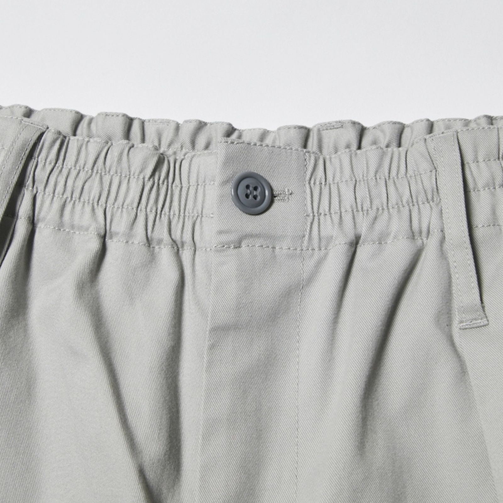 × INVINCIBLE®︎  ハーフパンツ （GRAY）