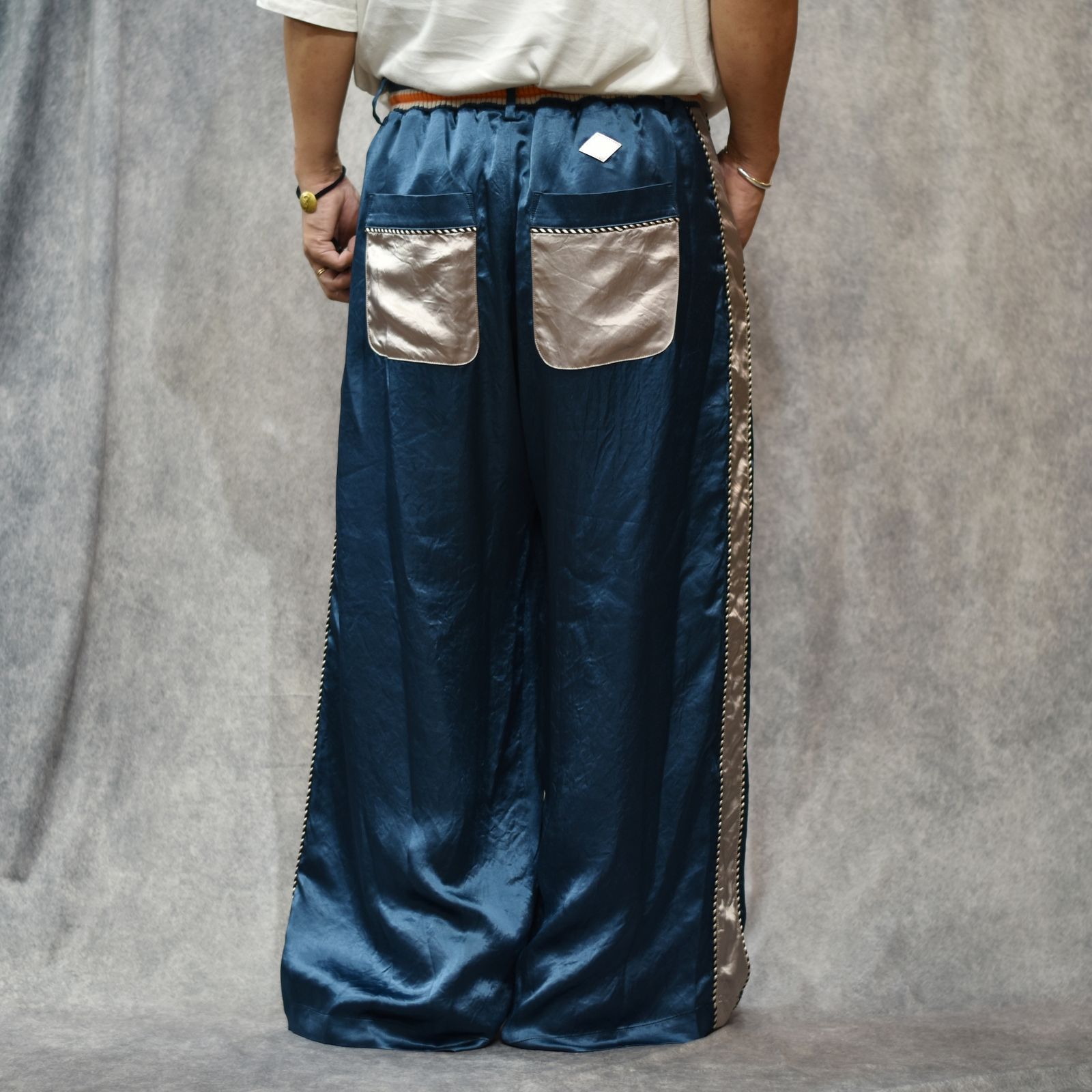 SATIN SOUVENIR TROUSERS (BLUE)｜スーベニアパンツ・スカパンツ｜PD25AP01