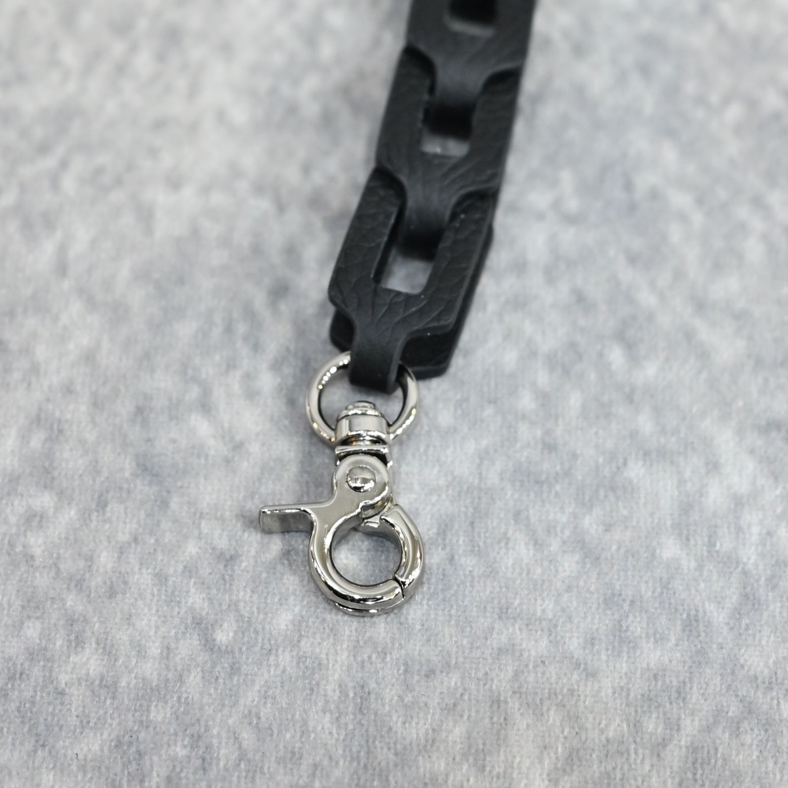 Hand STRAP Rectangle （BLACK） 携帯ハンドストラップ