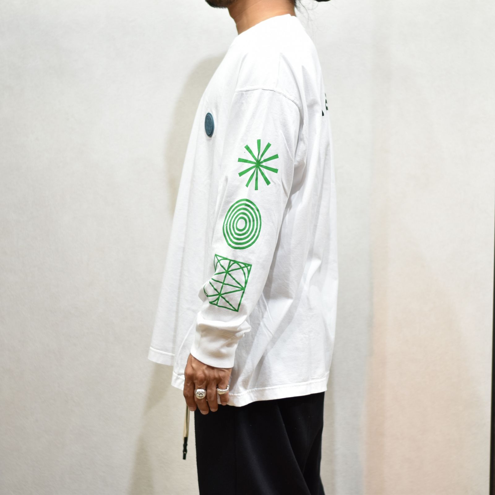 ANARCHY LONG TEE”