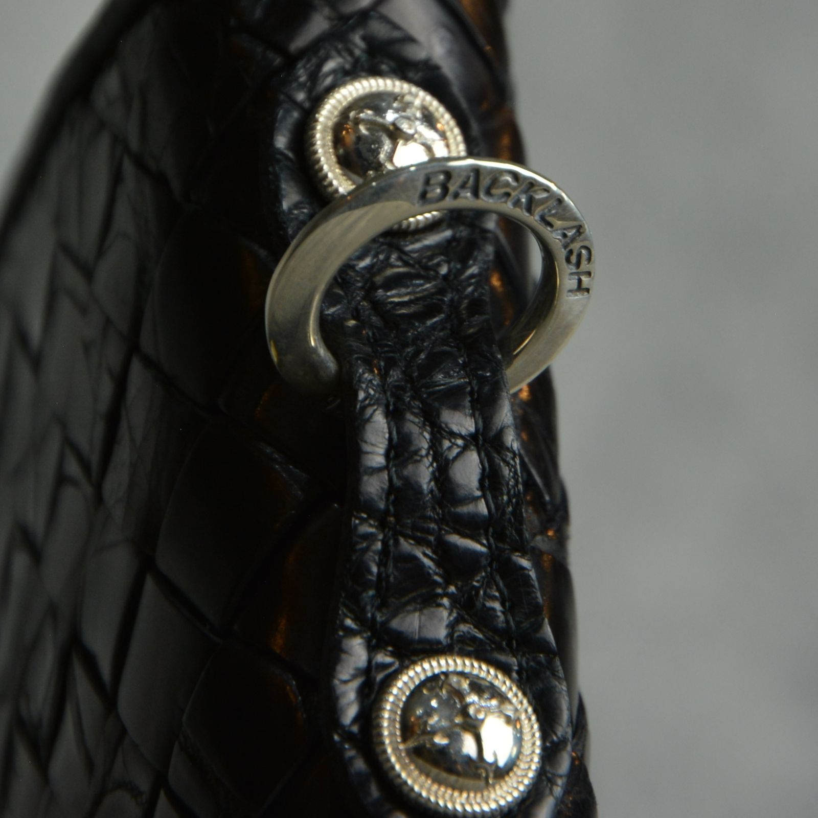 オイルクロコメッシュ ラウンドジップ財布 (BLACK)