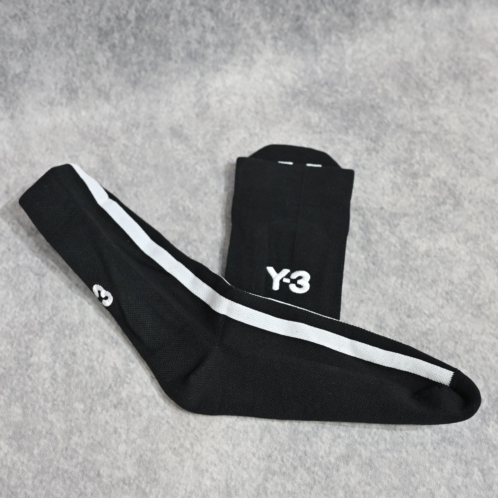 Y-3 STRIPES SOCK （BLACK） / ストライプ ソックス （ブラック）IZ3173