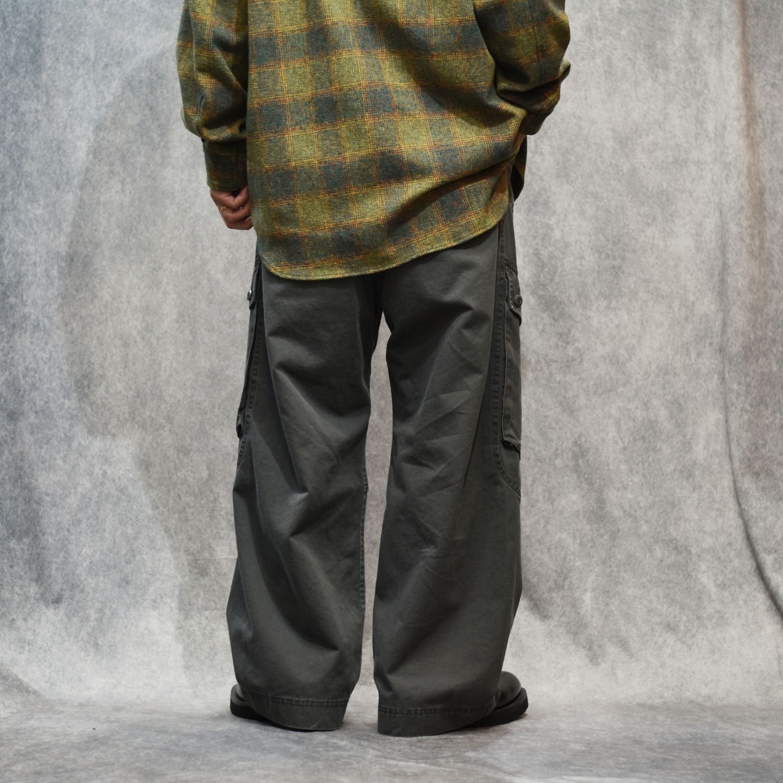 DOUBLE DYE CHINO PT (BLACK)｜二重染め チノパンツ｜475203