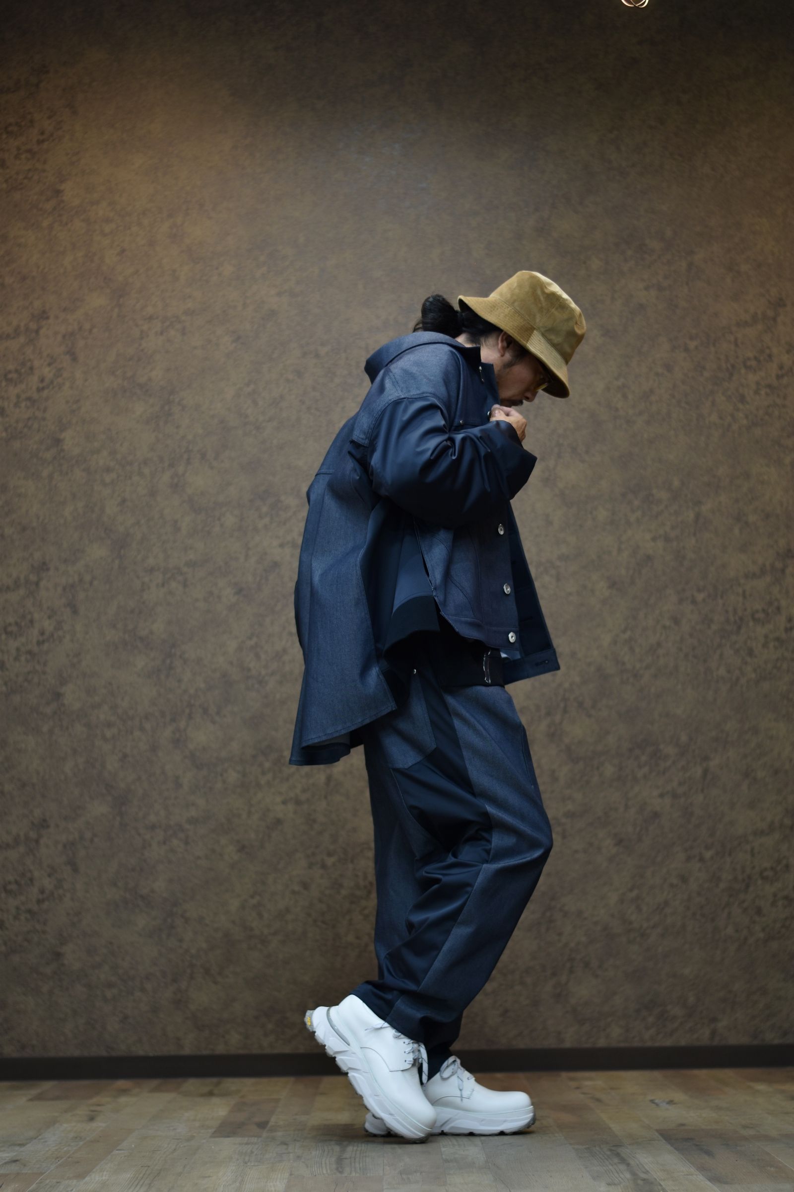 STYLE NO. 221