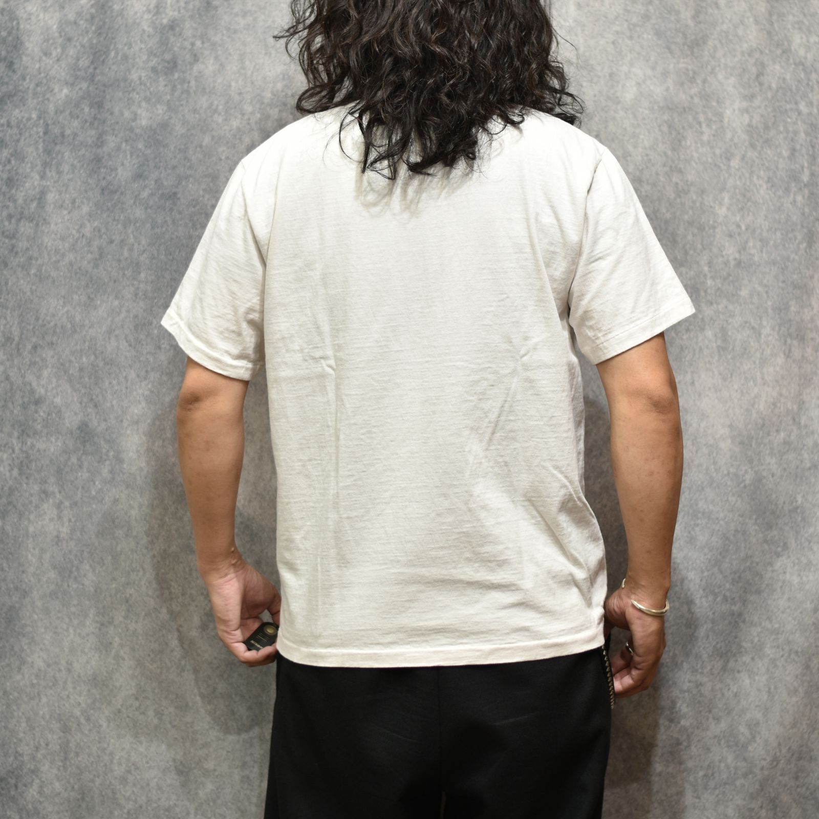 GARMENT DYE SNAKE LOGO TEE ＜BARTHDAY WORKS DESIGN＞ (WHITE)｜スネーク ロゴプリント ポケットTシャツ｜CL-26SS003BW
