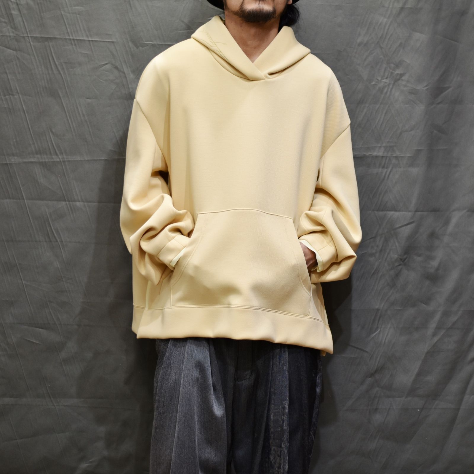 ジップベント フーディ / LB22SS-PK01-NM (PALE YELLOW)