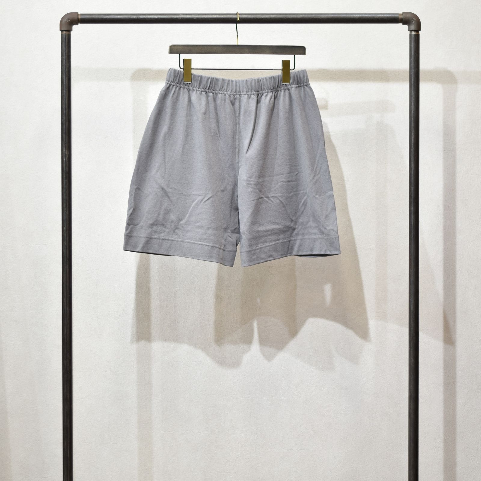 × Champion ショーツ （CHARCOAL）