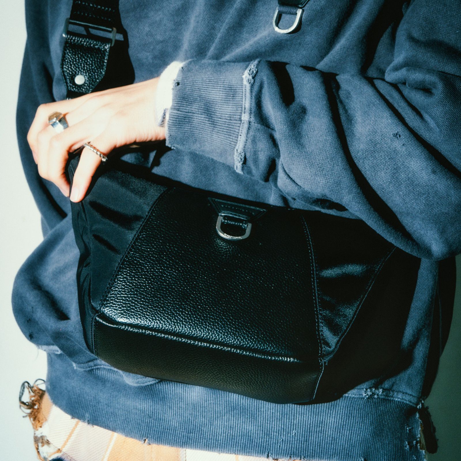 TM BODY BAG (BLACK） / ボディバッグ （ブラック） 78001105
