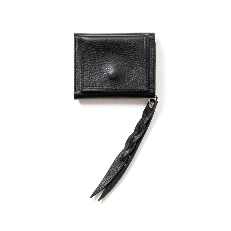 CALEE - PLANE LEATHER MULTI WALLET ＜STUDS CHARM＞ (BLACK