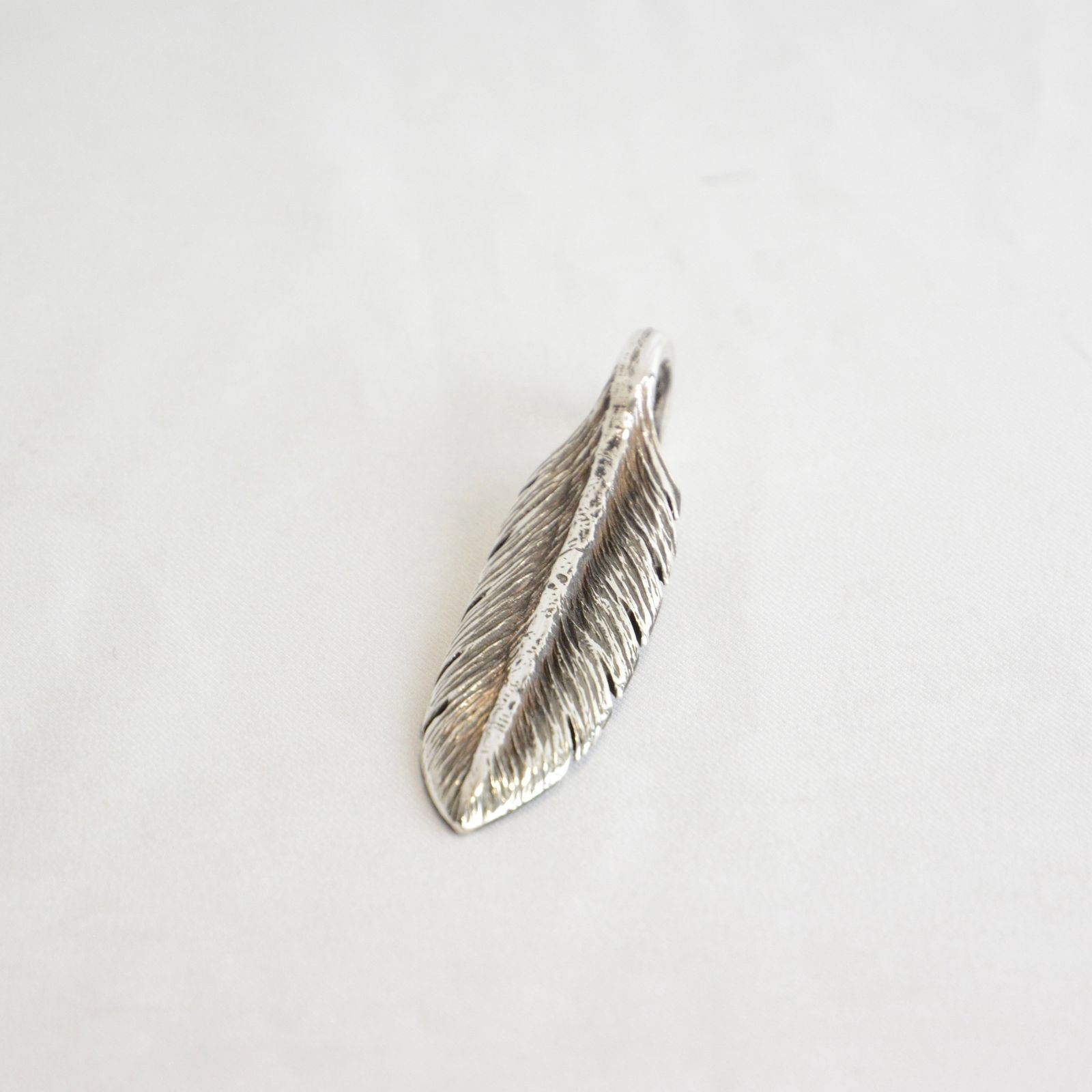 × JUNUEZONO FEATHER ONE （シルバー）