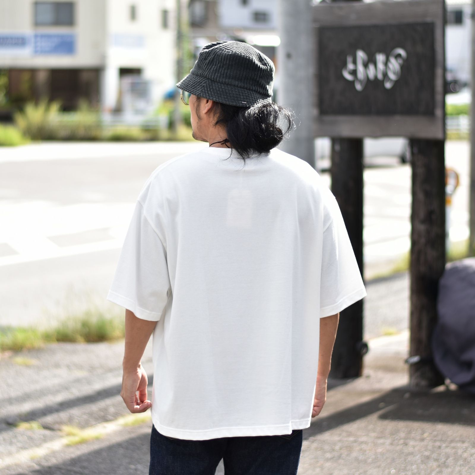 CALEE - DROP SHOULDER LOGO EMBROIDERY T‐SHIRT LIMITED (WHITE