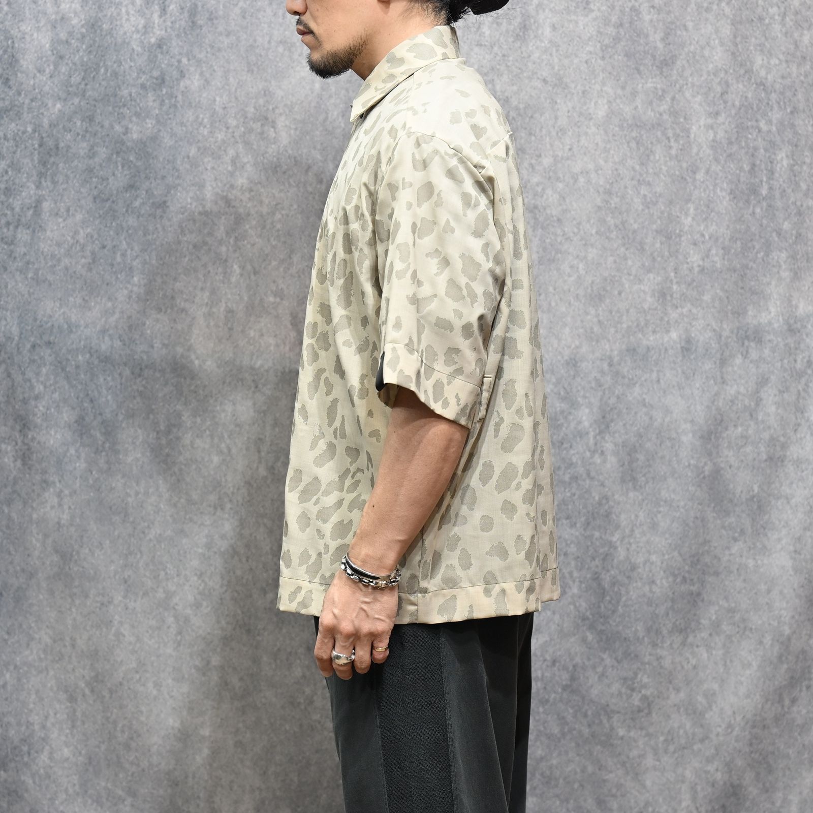HALF SLEEVE SHIRT （BEIGE / ベージュ）｜半袖シャツ レオパード柄｜2261-SH53-018