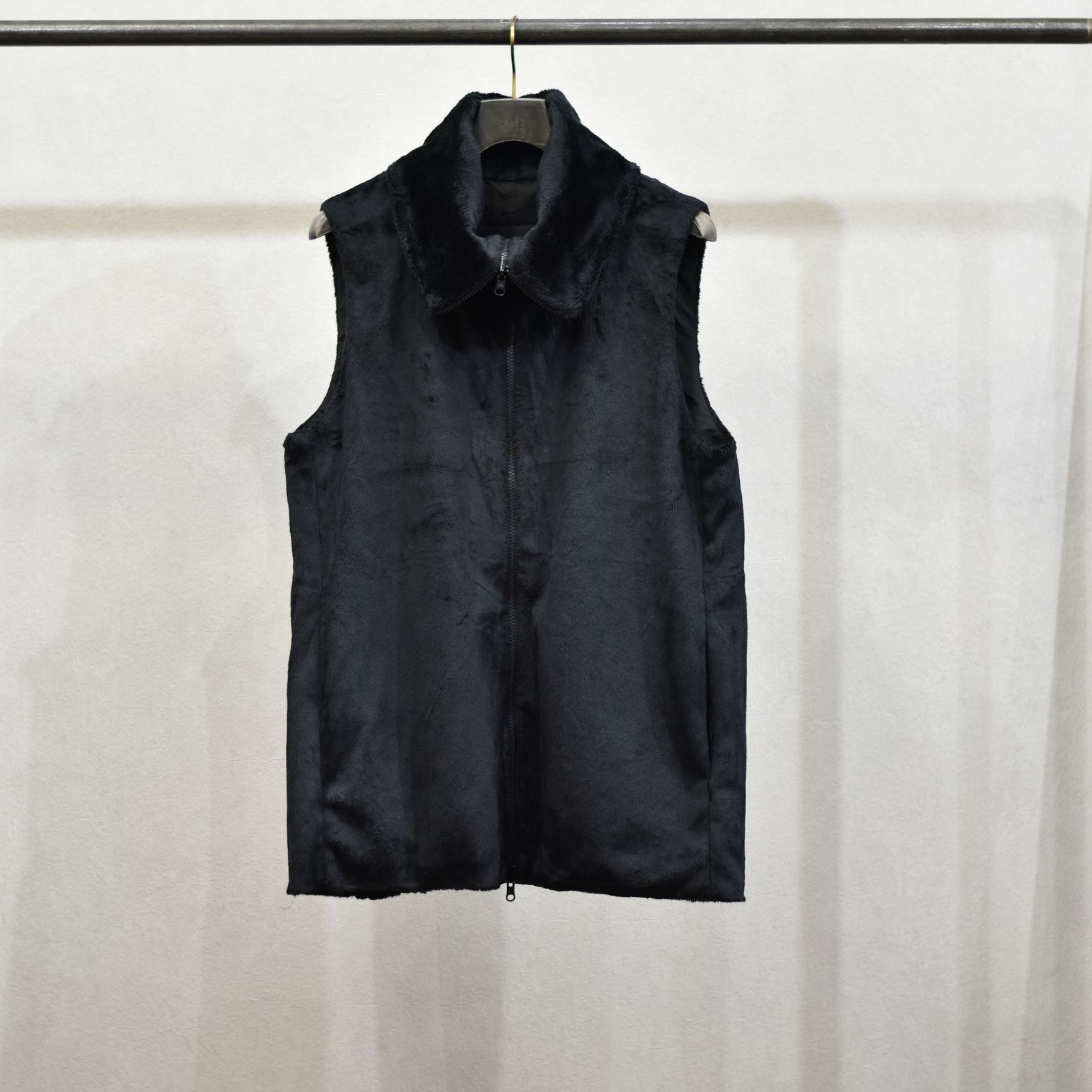 prasthana - super high neck vest (BLACK) / ハイネック ベスト
